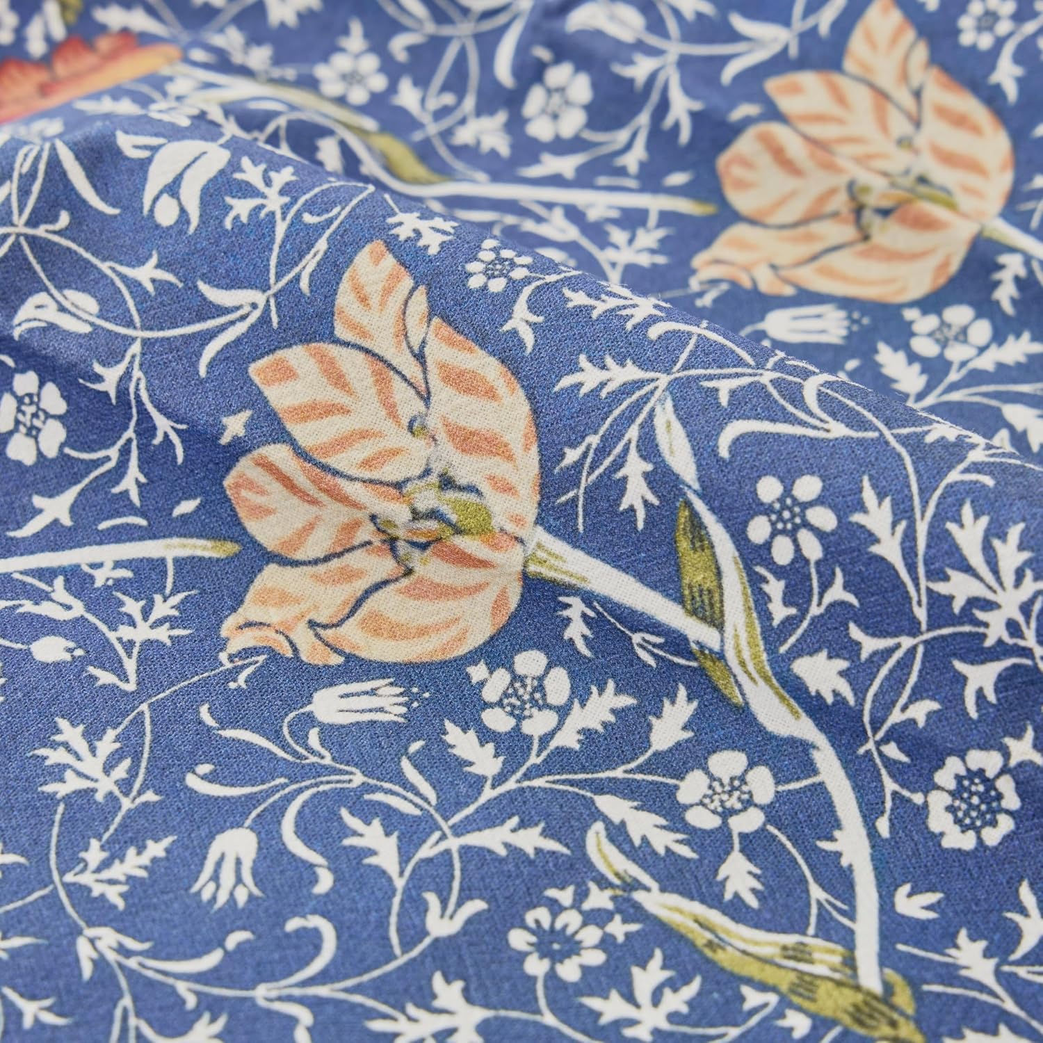 William Morris Medway Cloth Napkins | 100% Cotton, Highly Absorbent, Quick-Dry, & Reusable | Printed Home Decor Premium Cloth Dinner Napkins for Table & Dining | 20" x 20" (Set of 4)