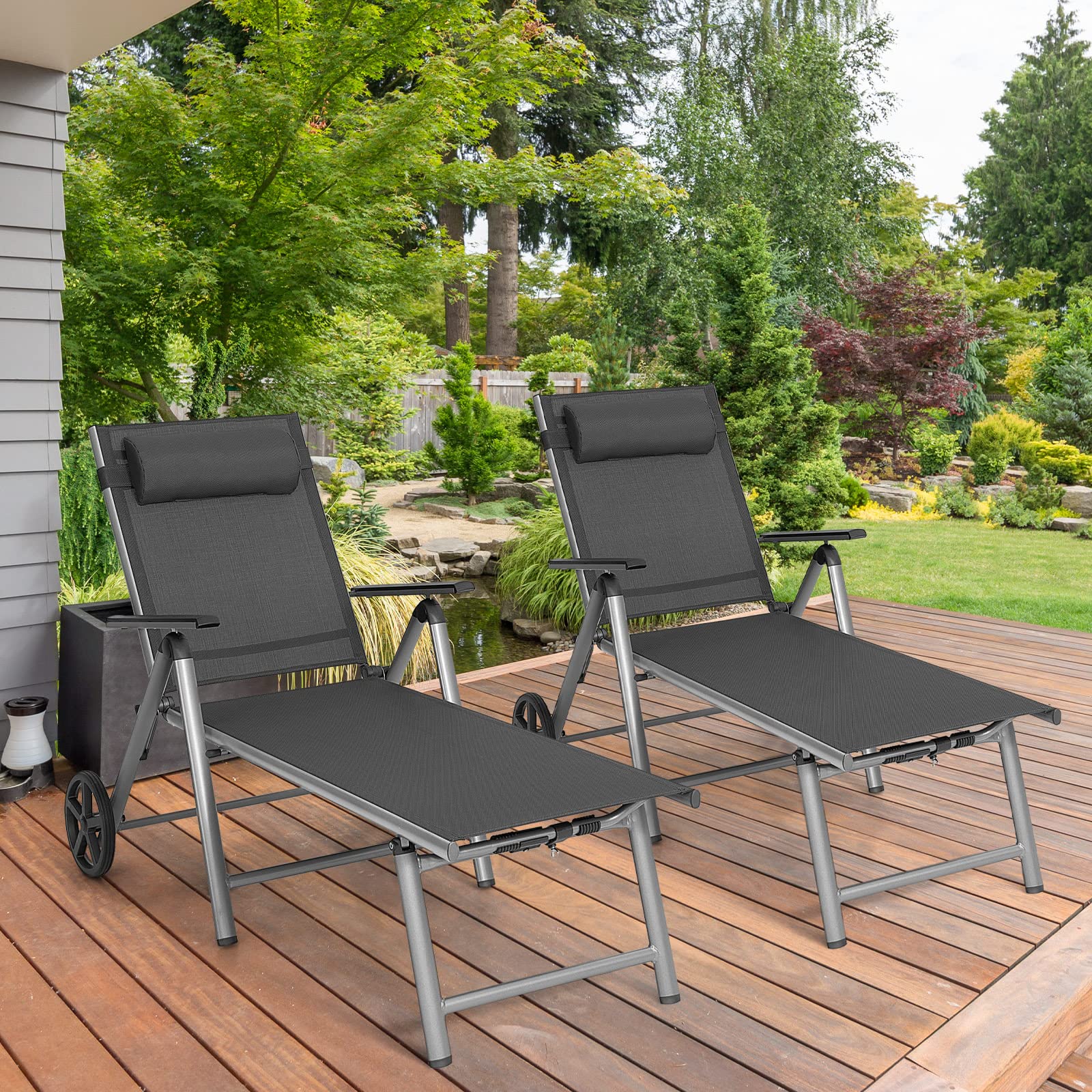GOPLUS Sonnenliege mit Rollen, Gartenliege mit 7 Fach Verstellbarer Rückenlehne, Liegestuhl klappbar, Aluminium, Terrassenliege bis 150kg belastbar, inkl. Kopfstütze, Relaxliege Garten Balkon Pool