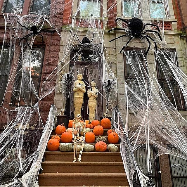 delaimaxiya 1500sqft Halloween Cobwebs Decoration Halloween Spider Web Decorations with 100 Black Spiders for Indoor & Outdoor Halloween Decorations(300g Spider Web)