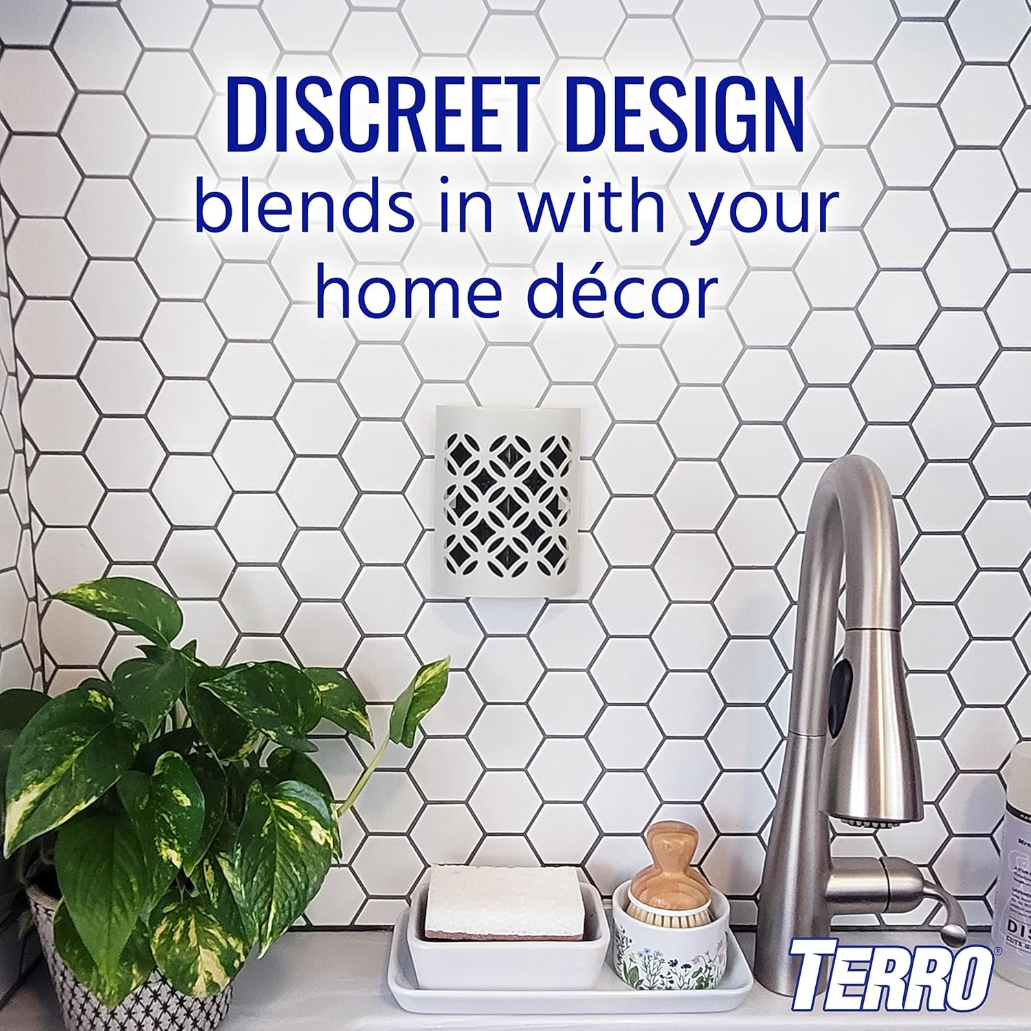 Graphic showing the discreet design of the TERRO T550 fly trap, blending into home decor.