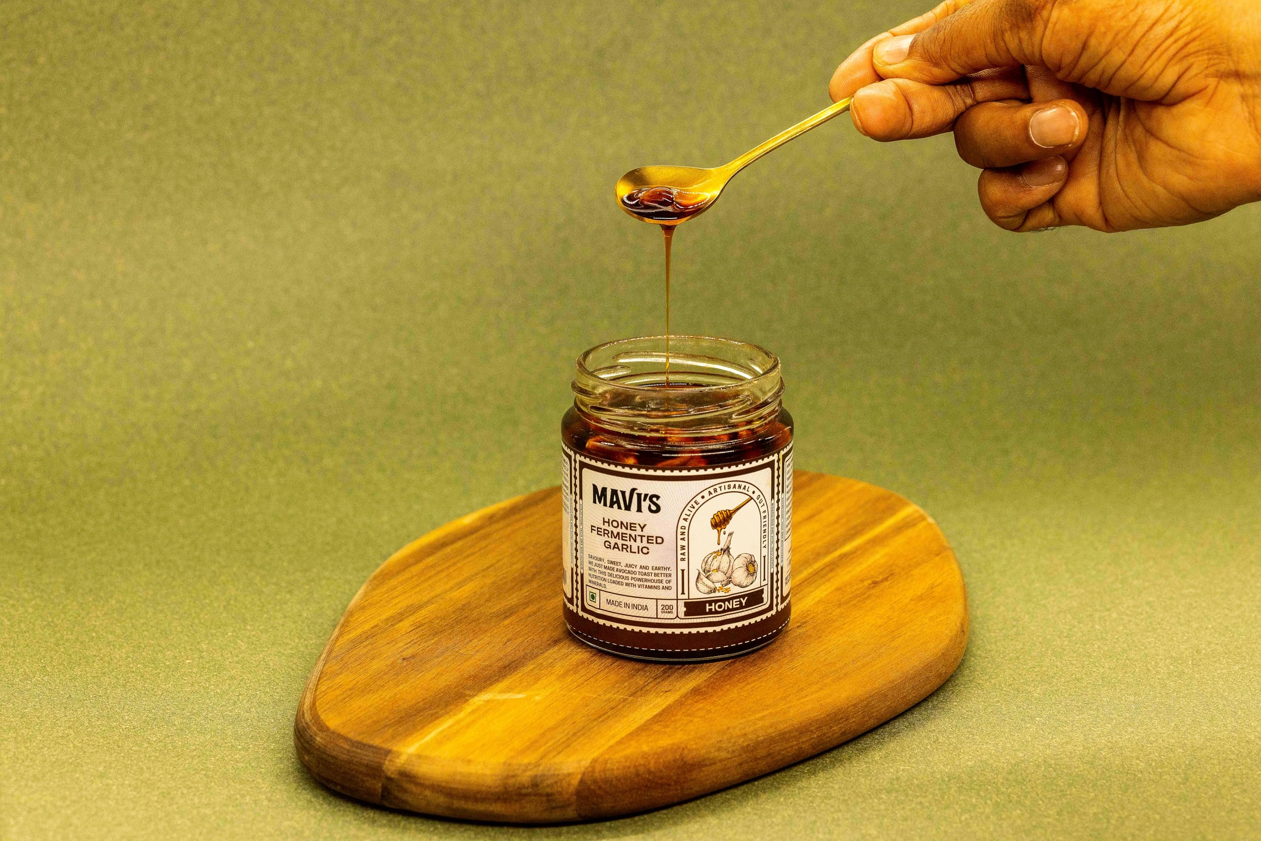 MAVI's Honey Fermented Garlic | Long Ferment | Organic Garlic Pods and Wild Raw Honey | 100% Natural & Organic | No Preservatives, Artificial Flavour, Colour or Sweetener | 200g | Pack of 1 - Image 4 thumbnail