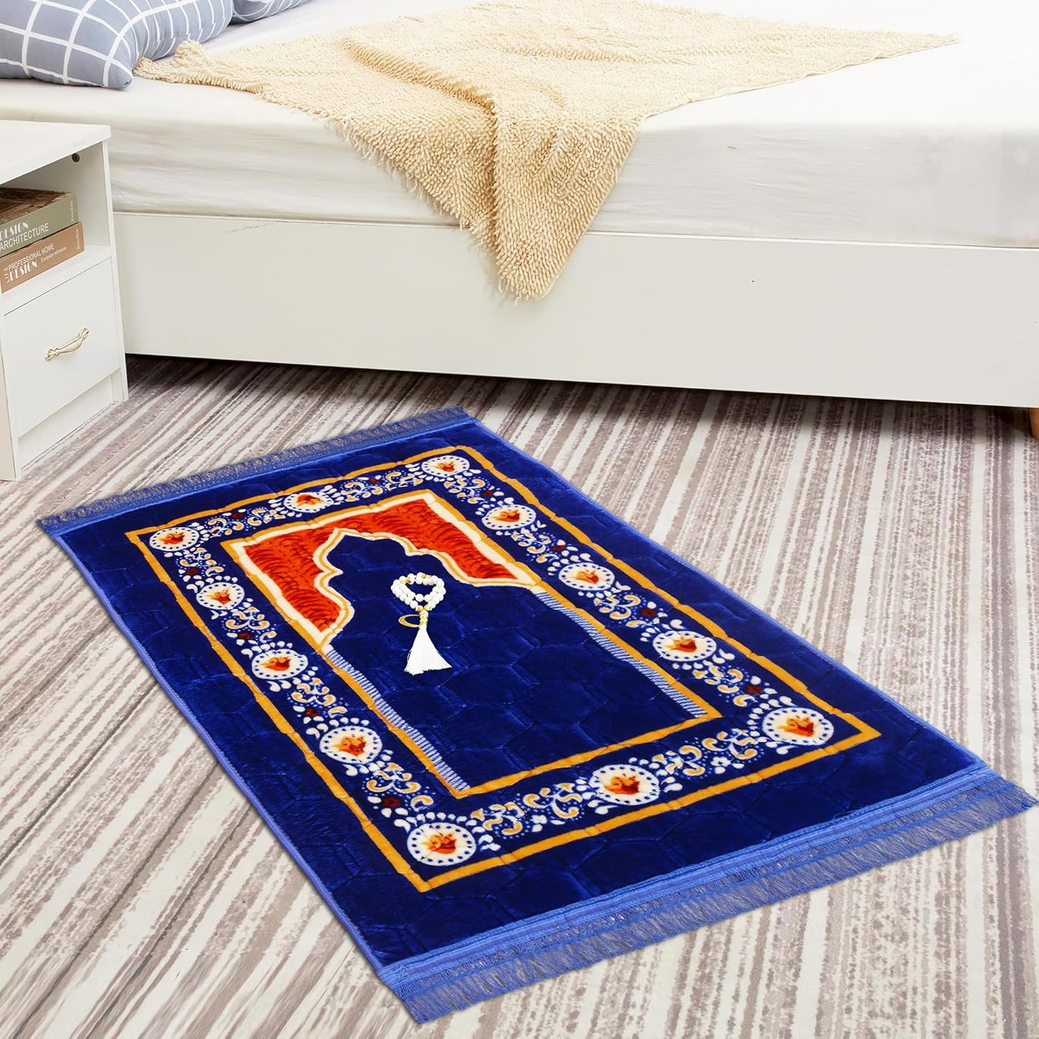 Prayer Rug Muslim Mat Islamic - Padded Very Thick Prayer Rug Sajadah for Men Women with Islam Prayer Beads, Soft and Luxury (31.5" x 47.2", Royal Blue)