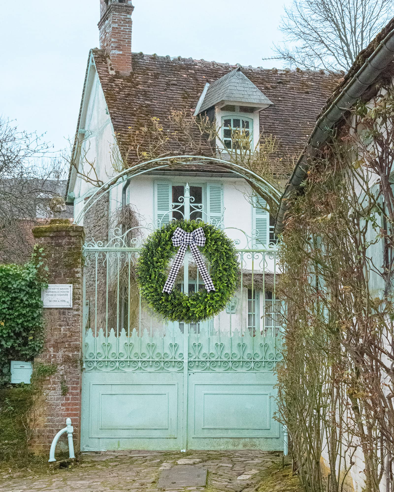 NERTOEE 1 ghirlanda primaverile per porta d'ingresso, resistente alle intemperie, per tutte le stagioni, ghirlande rotonde da 45,7 cm, fiori estivi di benvenuto