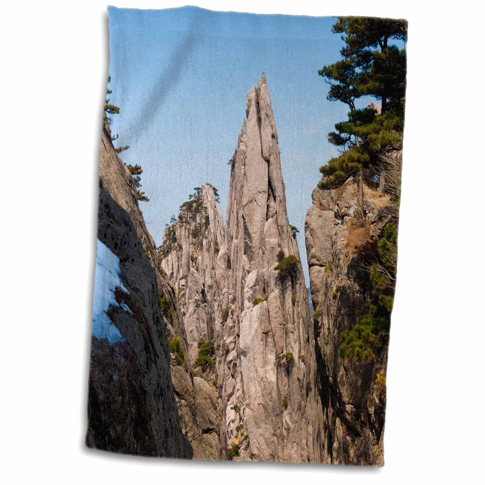 3dRose Huang Shan Landscape, China - AS07 AWO0009 - Art Wolfe - Towels (twl-132381-1)