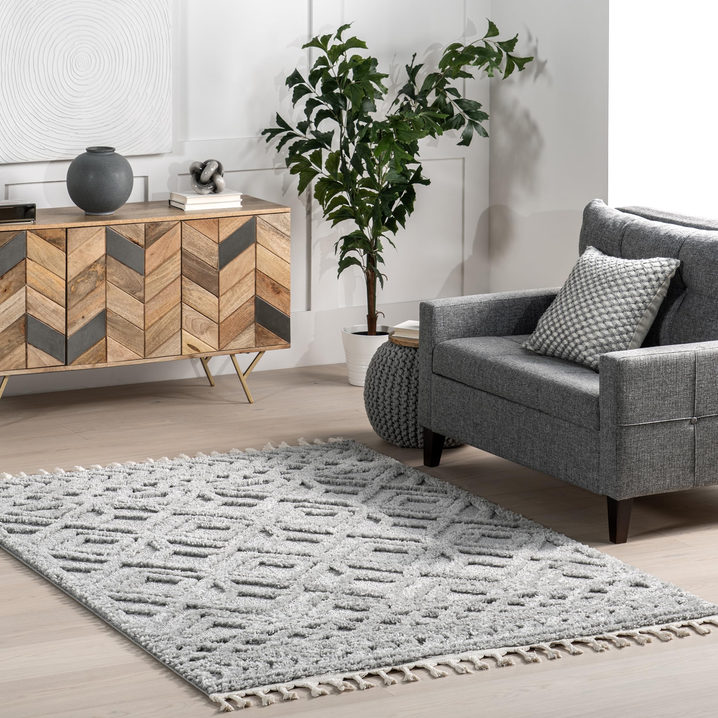Nuloom Akia Light Grey, 3' x 5', Geometric Lattice, Tasseled, Soft and Textured, High Traffic, Stain Resistant, Durable Area Rug for Bedroom, Living
