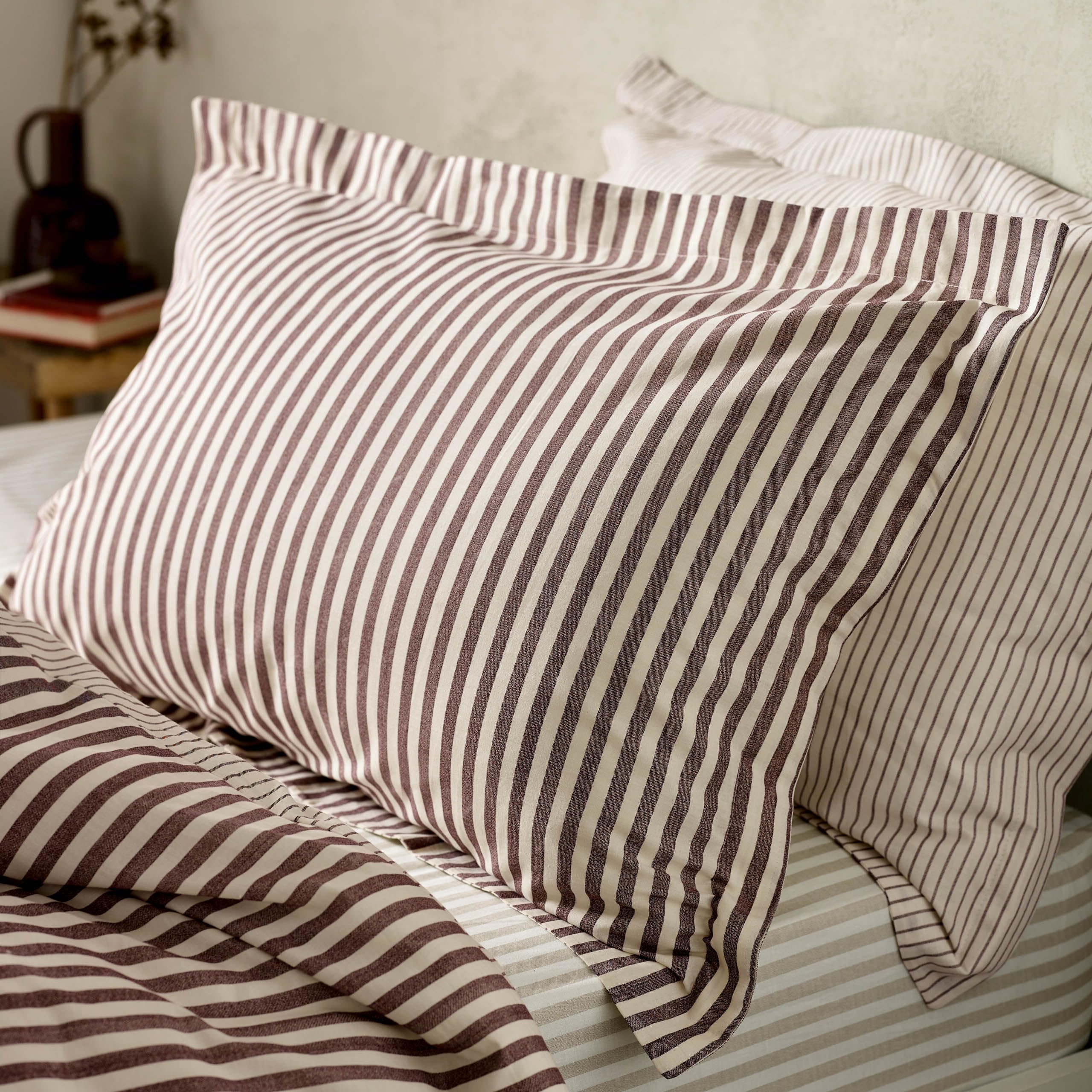 Furn. Yard Hebden Mélange Stripe 100% Cotton Pillowcase Pair – Soft Textured Striped Design (Beetroot – 50x75cm)