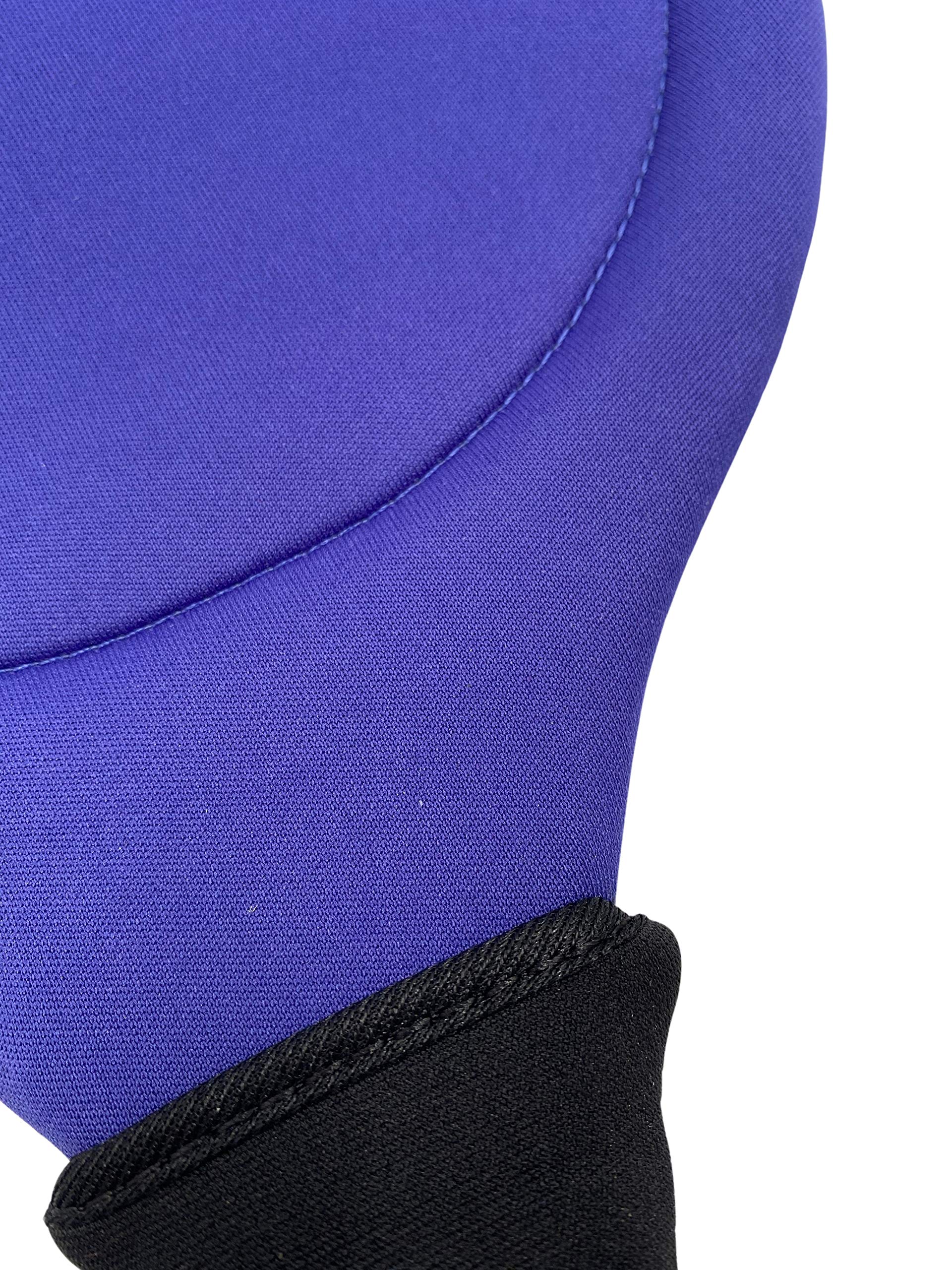 Premium indoor grijze tafeltennistafel met 2 batjes en 3 ballen