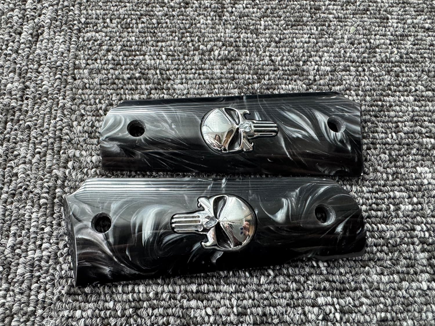 1911 Grips Full Size,White Pearl,Black Pearl,Bonded Ivory,Silver Gold Metal Punisher Skull,Brown Pearl,Fits Colt,Kimber,Springfield,Remington,Rock Island,Government Commander Models