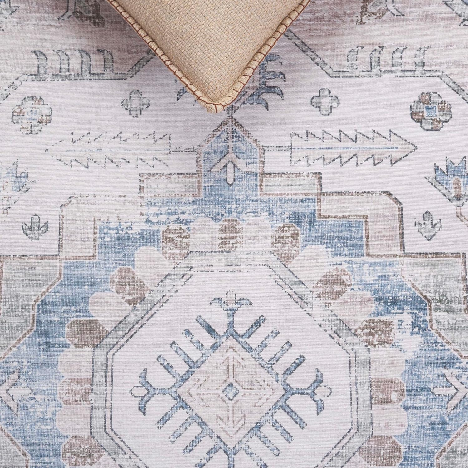 Safavieh Washable Rug Arizona Collection - 5' x 8', Grey & Blue, Slip Resistant & Easy to Clean, Ideal for Living Room, Bedroom, Home Office, Dining Space (ARZ216F)