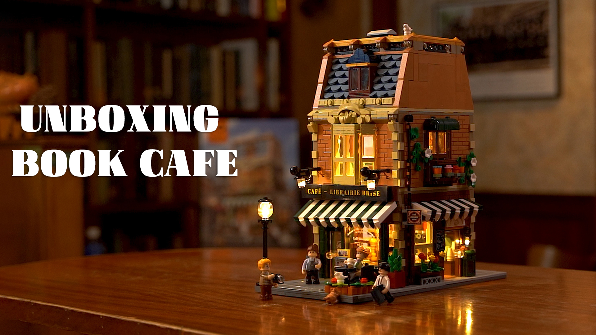 Amazon.com: Funwhole Book-Cafe Lighting Building-Bricks Set - City