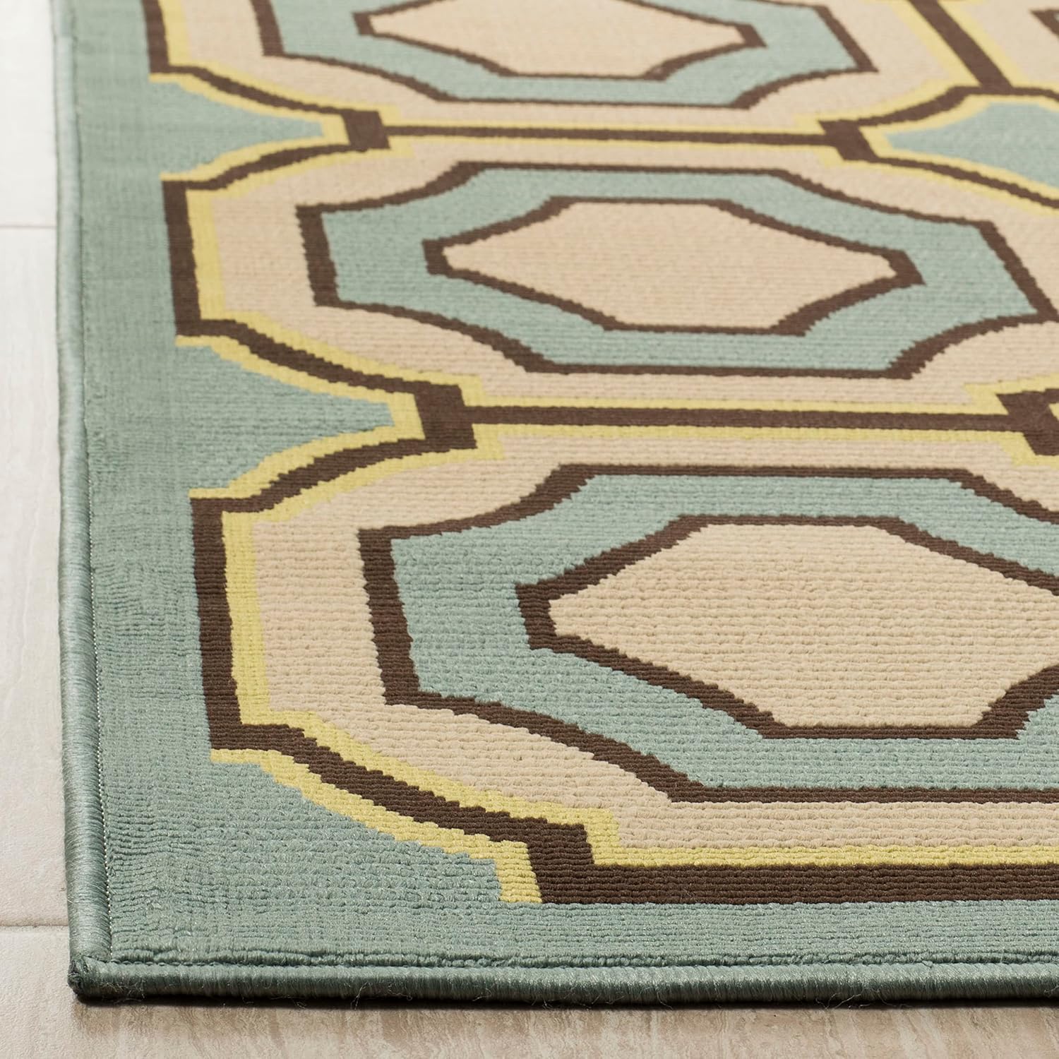 SAFAVIEH Washable Rug Outdoor Hampton Collection - 6'7" x 9'6", Light Blue & Ivory, Non-Shedding & Easy to Clean, Ideal for Patio, Backyard, Mudroom (HAM509AL)