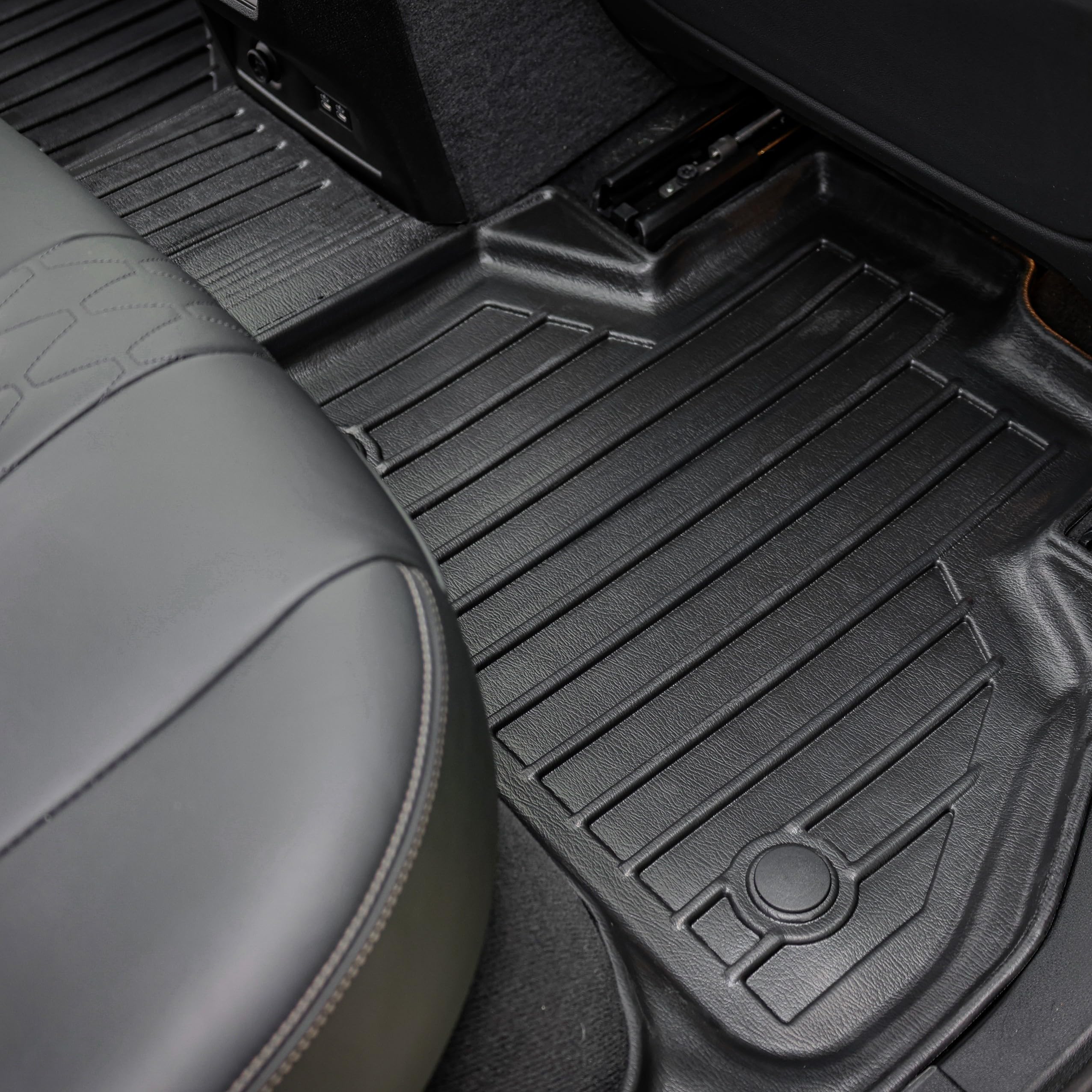 Gumowy zestaw dywaniki i mata pasujące do Nissan X-Trail IV T33 e-power (od 2021) gór=>