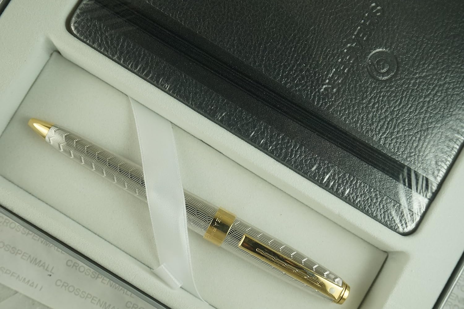 Sheaffer Prelude Signature Diamond cut Snake Skin pattern Medalist with 22KT Gold Appointments Ballpoint Pen and matching Sheaffer Journal