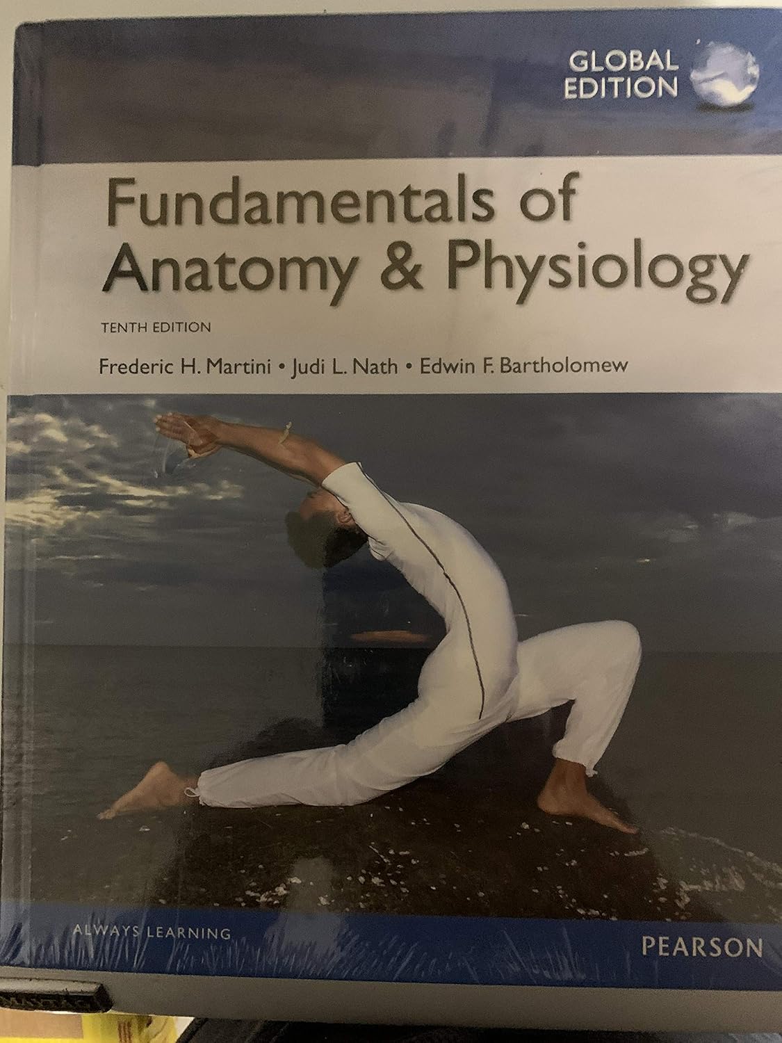 Fundamentals of Anatomy & Physiology Martini, Frederic H