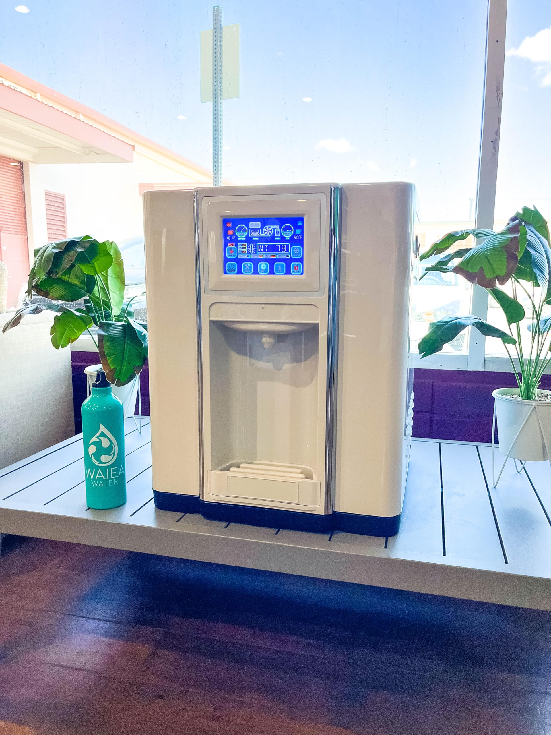 Atmospheric WH3 Generator - Air to Hot/Hot/Instant Water - Coffee/Tea; Solar Powered