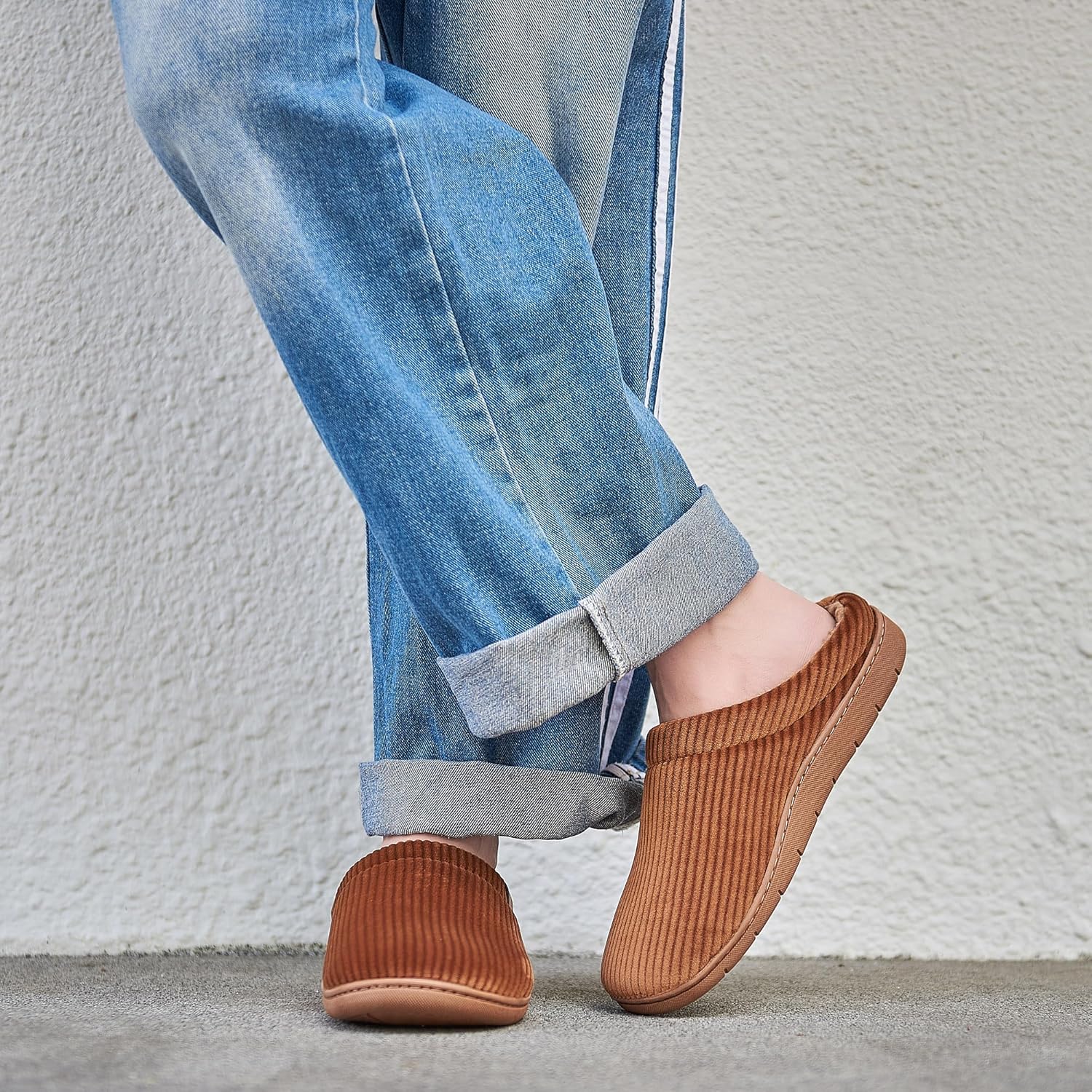 Men's Fuzzy Slippers with Warm Polar Fleece Lining & Memory Foam Insoles for Comfortable - Arch Support House Shoes for Indoor Outdoor Use - Image 2