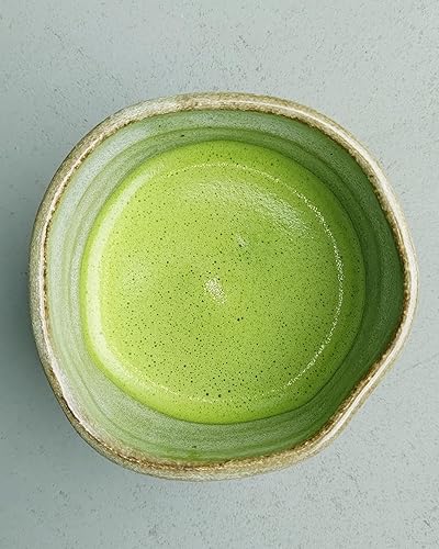 Miniatura 3 de SUMIRE Matcha polvo de matcha de grado ceremonial fabricado en Japón Kagoshima, verde vibrante, suave, Umami, rico en antioxidantes, perfecto para