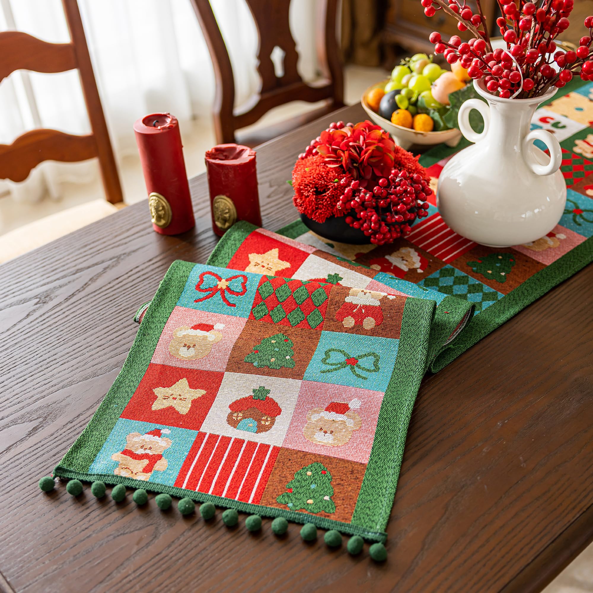 Runner da tavola natalizio con nappe con pompon, misto cotone e lino, decorazione da tavolo per tavolo da pranzo, comò, camino e feste natalizie (verde orso, 34,8 x 240 cm)
