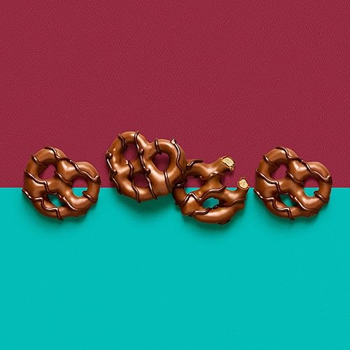 Miniatura 3 de Hershey's Pretzels sumergidos, bolsas de 4.25 oz, caja de 12 (chocolate con leche)