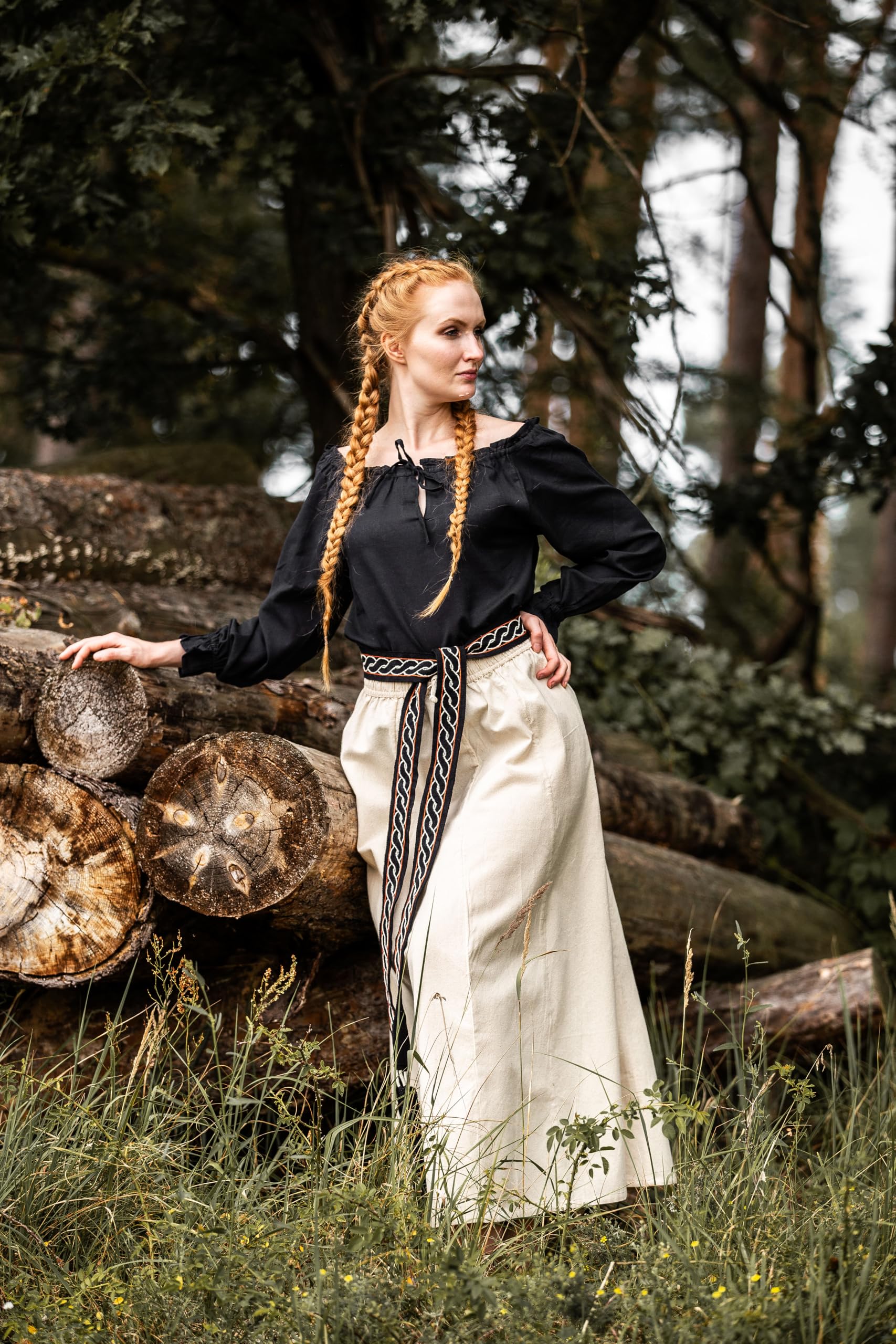 Leonardo Carbone® Damen Bluse Mittelalterbluse Edith | Offenschulterig | Rüschenärmel | Karneval, Halloween, Cosplay, LARP, Kostüm, Mittelalter, Festkleidung | 100% Baumwolle Schwarz L