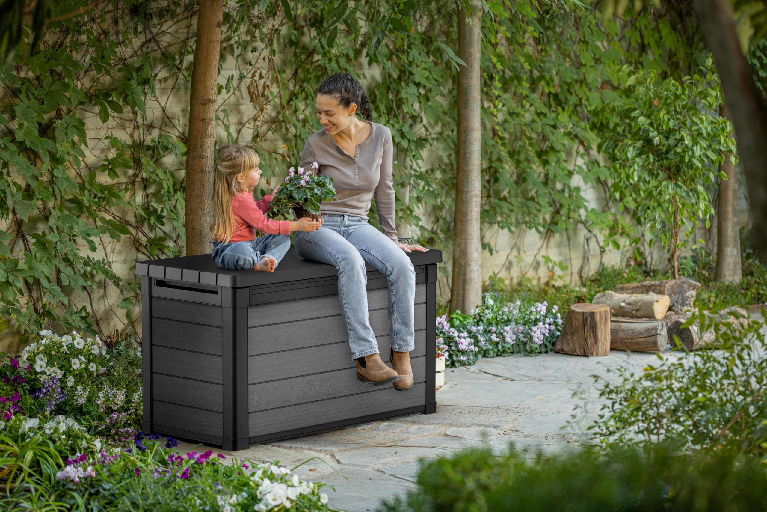 Keter Cortina 100G Baule da Giardino 380L Effetto Legno Grigio 122,9x62,1x70,6H cm