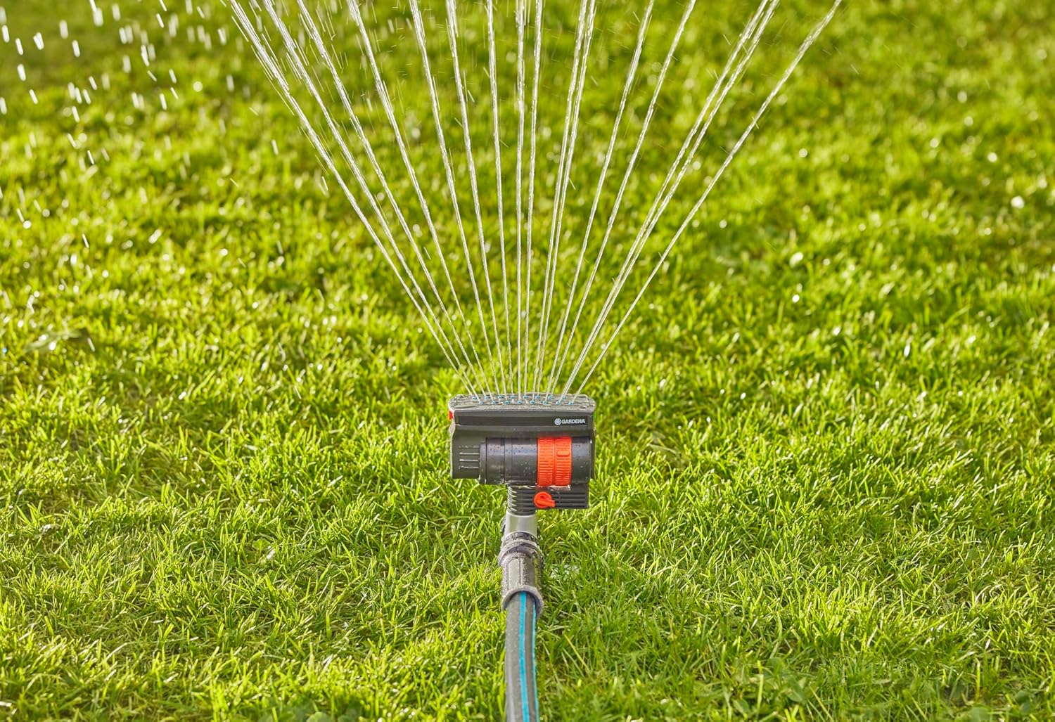 GARDENA 20575 | Up to 2300 sq ft - ZoomMaxx Adjustable Oscillating Sprinkler on Metal Step Spike for Watering Large Area Lawn with US Hose Threads, Yard and Garden. Gardena Quick Connects