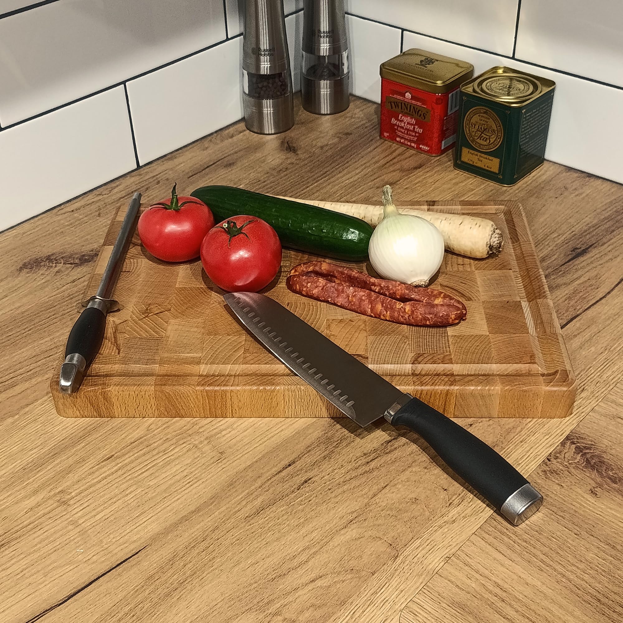 INNOVAHOME Deska Sztorcowa do Krojenia z Litego Drewna Dębowego, Masywny Blok Rzeźniczy 40x28x3 cm, Nie Tępi Noży, z Rowkiem na Soki