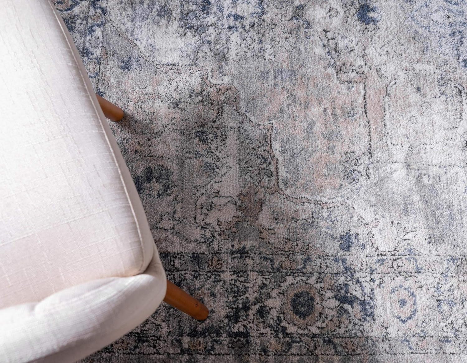 Rugs.com Oregon Collection Rug – 2' 2 x 3' Gray Low-Pile Rug Perfect for Living Rooms, Large Dining Rooms, Open Floorplans