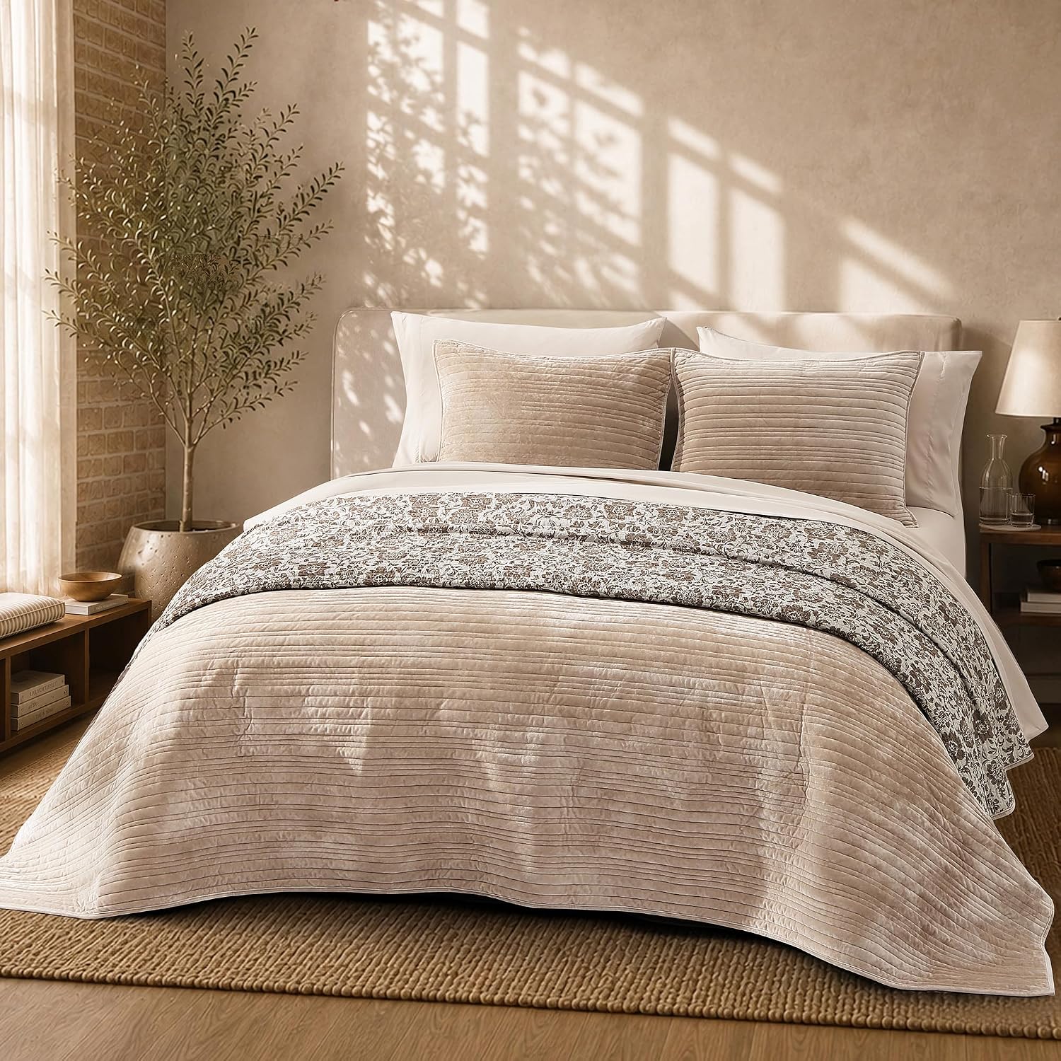 Taupe Velvet Quilt King Size - Reversible King Quilt Bedding Set | Striped Channel Quilt Luxury Soft Velvet Comforter Reversible Bedspread Coverlet with Shams for All Seasons