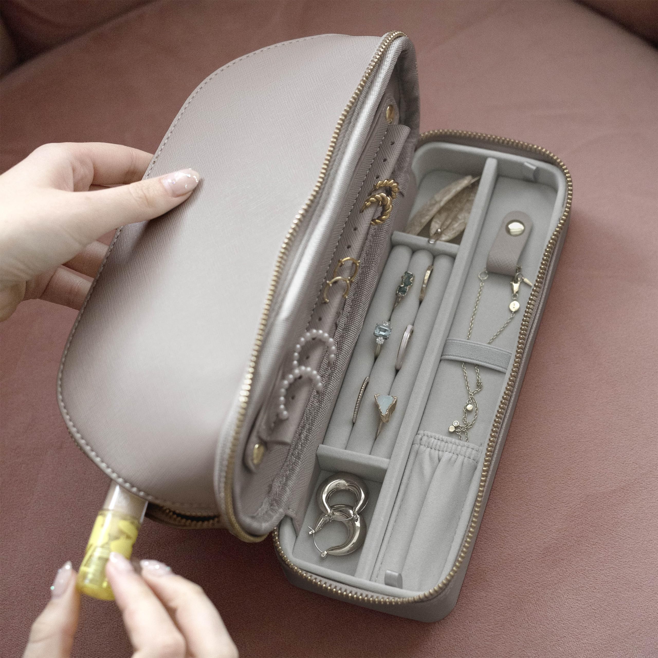 Stackers Taupe Cosmetic/Jewellery Bag - Image 2