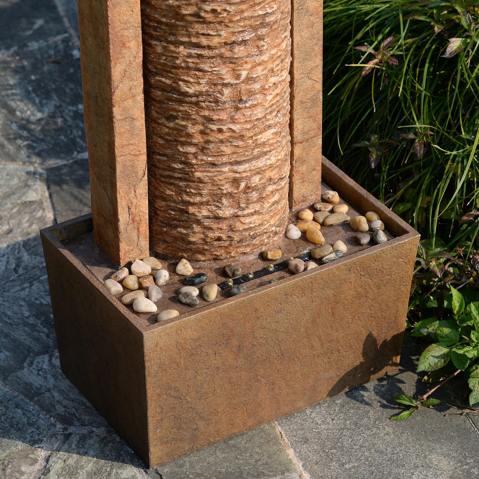Teamson Home Fontaine de Jardin Haute Cascade exterieure LED Roche superposee Patio Durable Marron