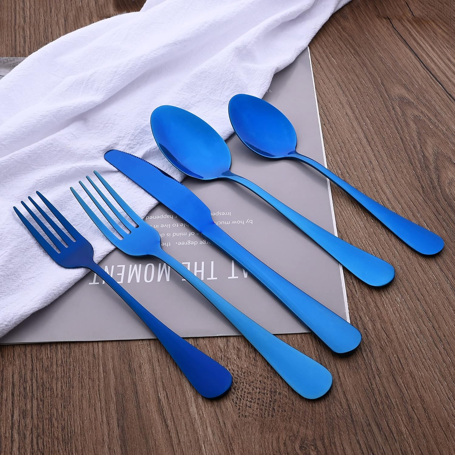 20-Piece Silverware Set Service for 4, Blue Stainless Steel Tableware Set, Mirror Polished Flatware Cutlery Set, Durable Home Kitchen Utensils, Include Knives Forks Spoons, Dishwasher Safe