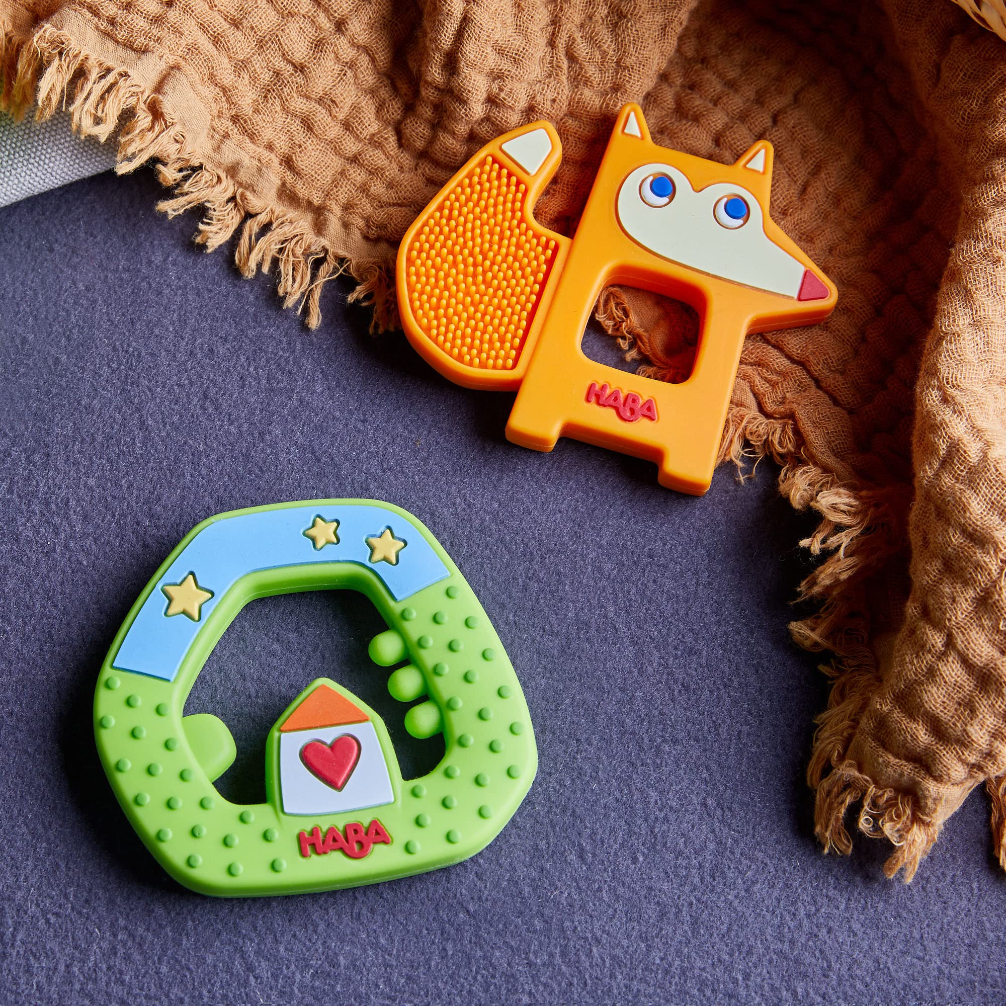 Snapklik.com : Dreamland Silicone Teething & Graspin…