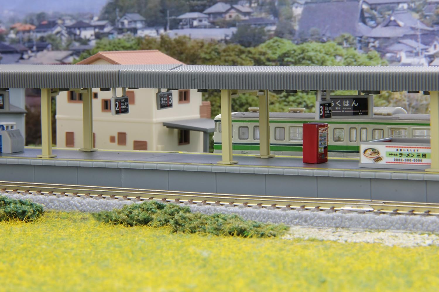 Rokuhan Z Gauge S046-2 Home Island Extension Set