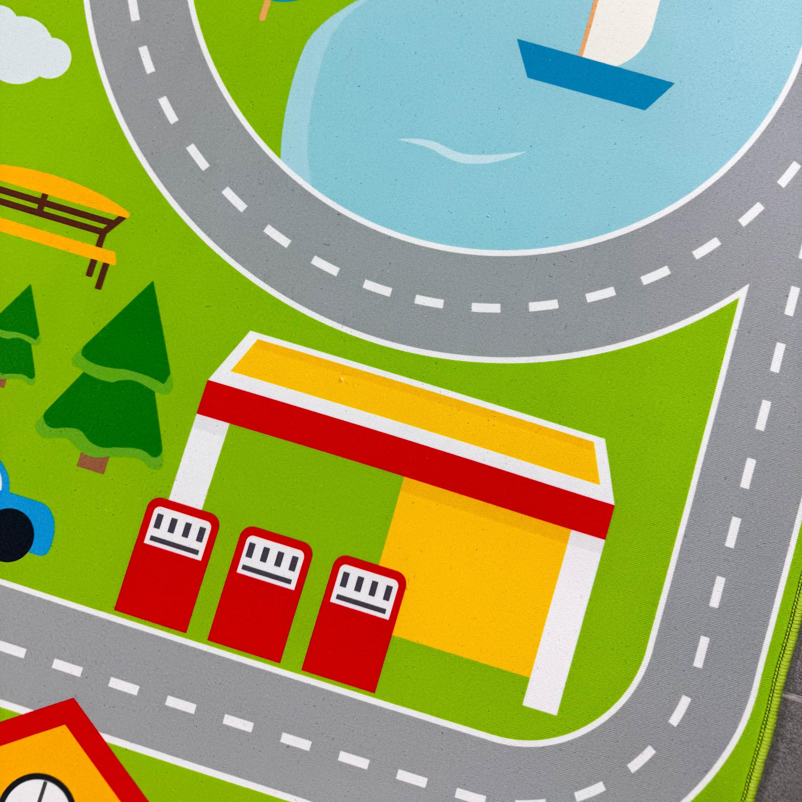 CARPETIA Kinderteppich Stadtplan Straßen Grün rutschfest 140x200 cm | Rutschfest, pflegeleicht, strapazierfähig, schadstofffrei und saugrobotergeeignet, OEKO-TEX geprüft, für Fußbodenheizung