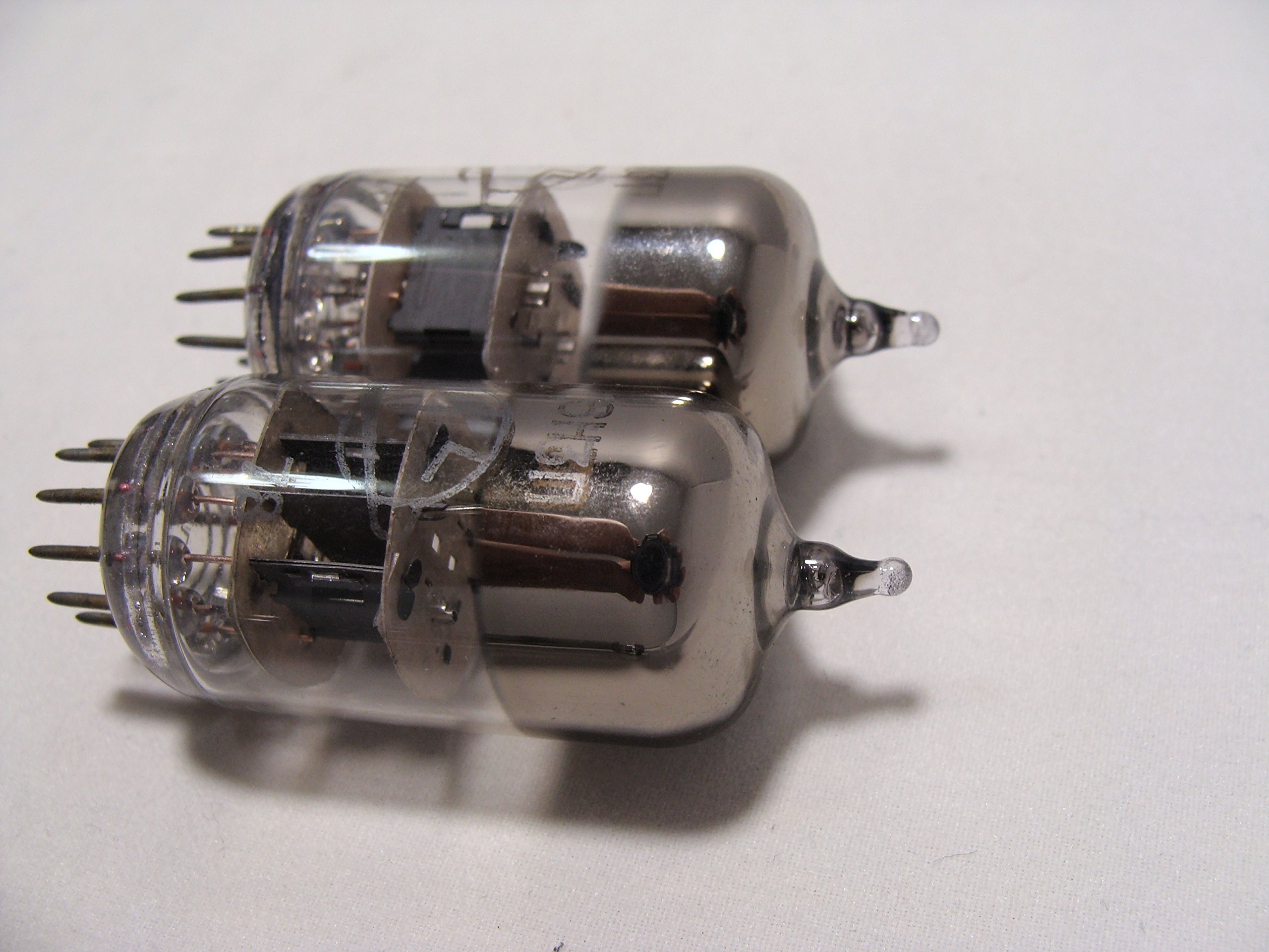 Canadian Marconi 6A3 真空管2本セット Canadian Marconi 6A3 真空管2本セット