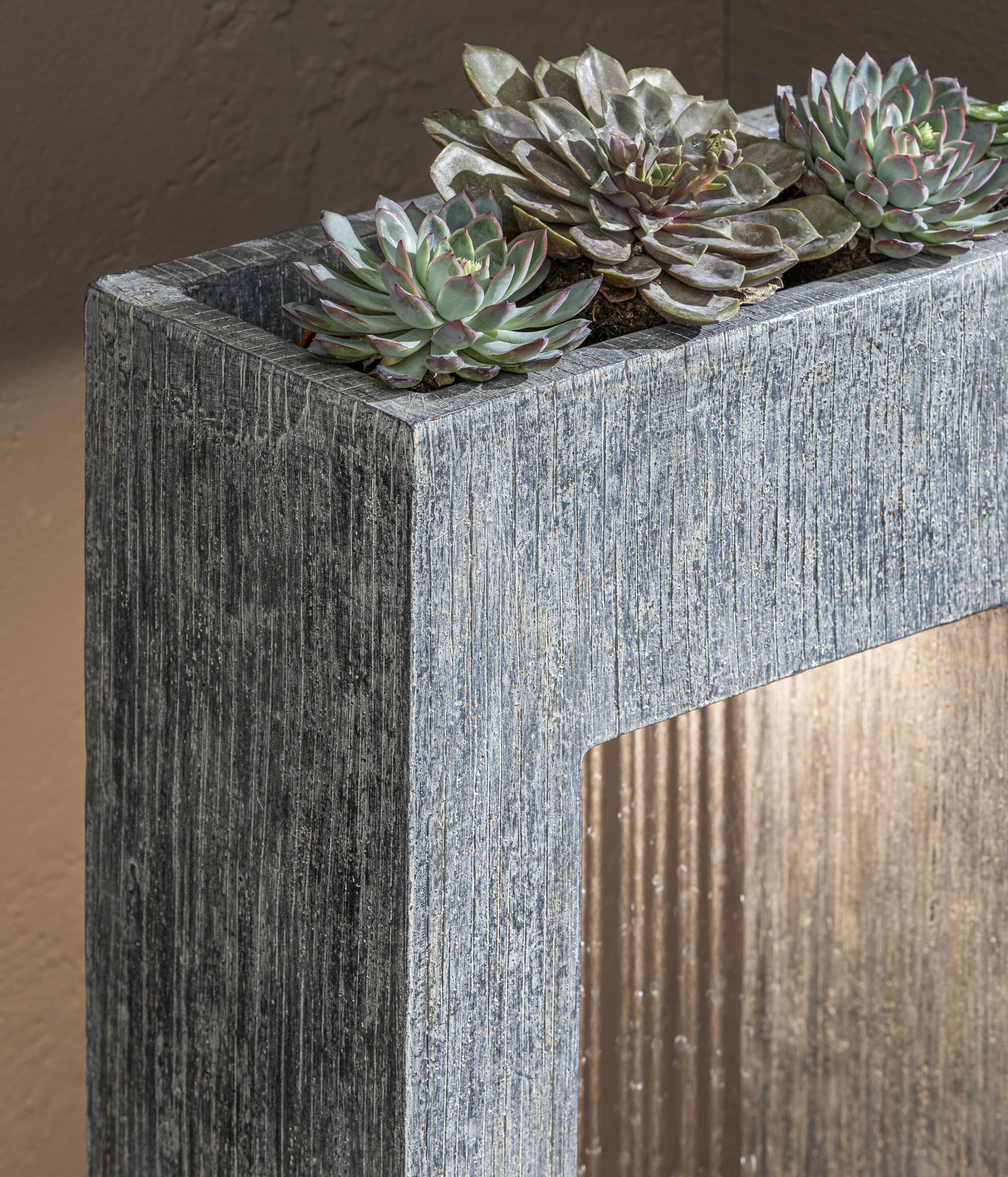 Dehner Vigo Fontaine de Jardin Solaire résistante au Gel avec éclairage LED 77,9 x 43,6 x 20,6 cm polyrésine Grise