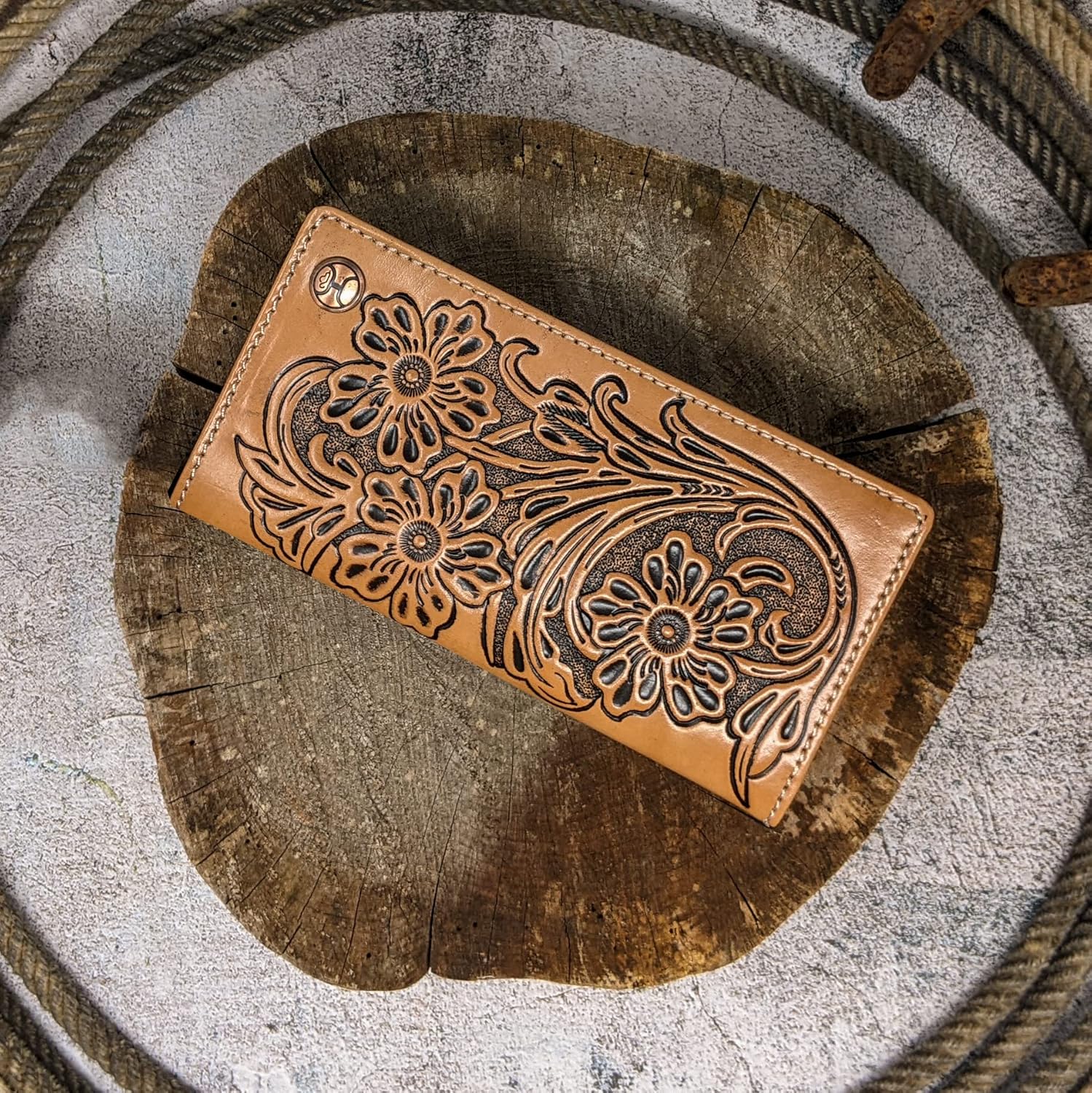 HOOEY Anhalt Western Floral Tooled Leather Rodeo Wallet