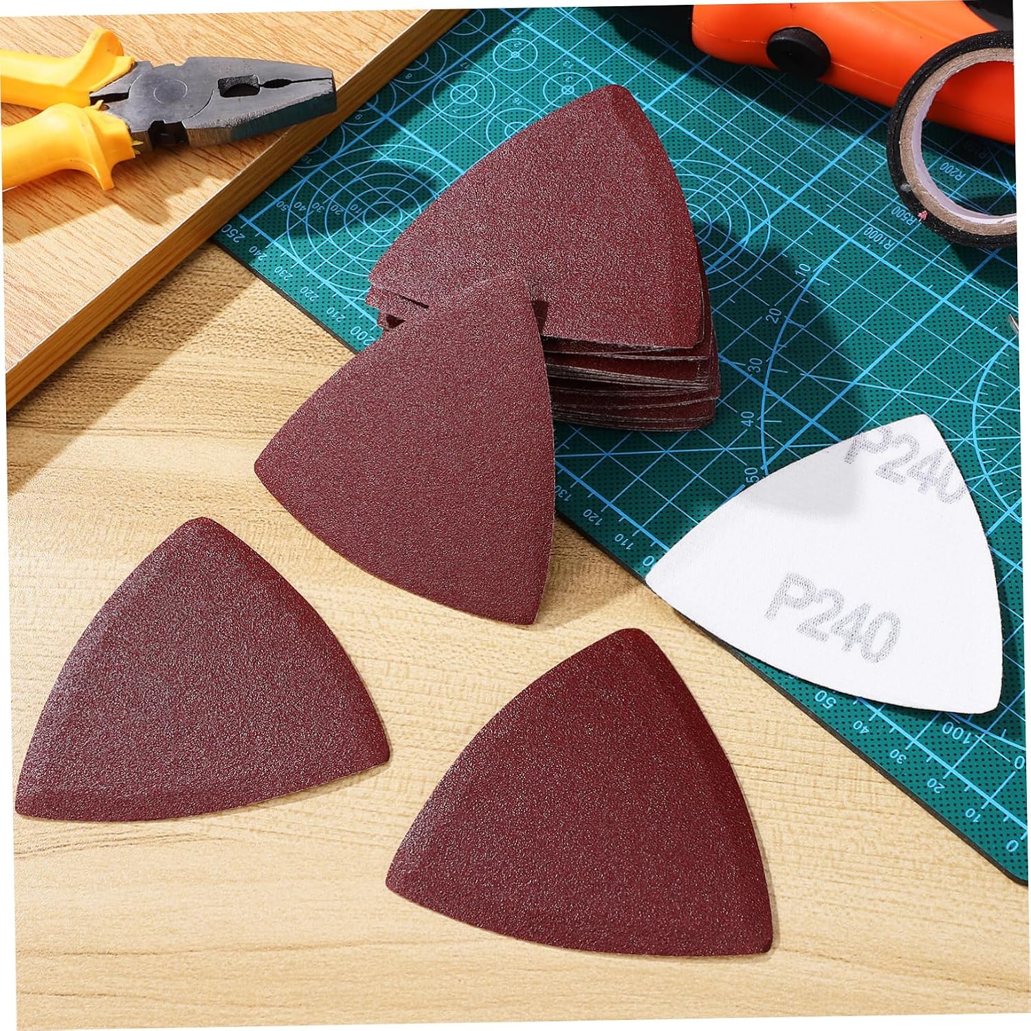 DOITOOL Triangle Sanding Paper Oscillating Tool Sanding Pad Detail Sander Sandpaper Versatile