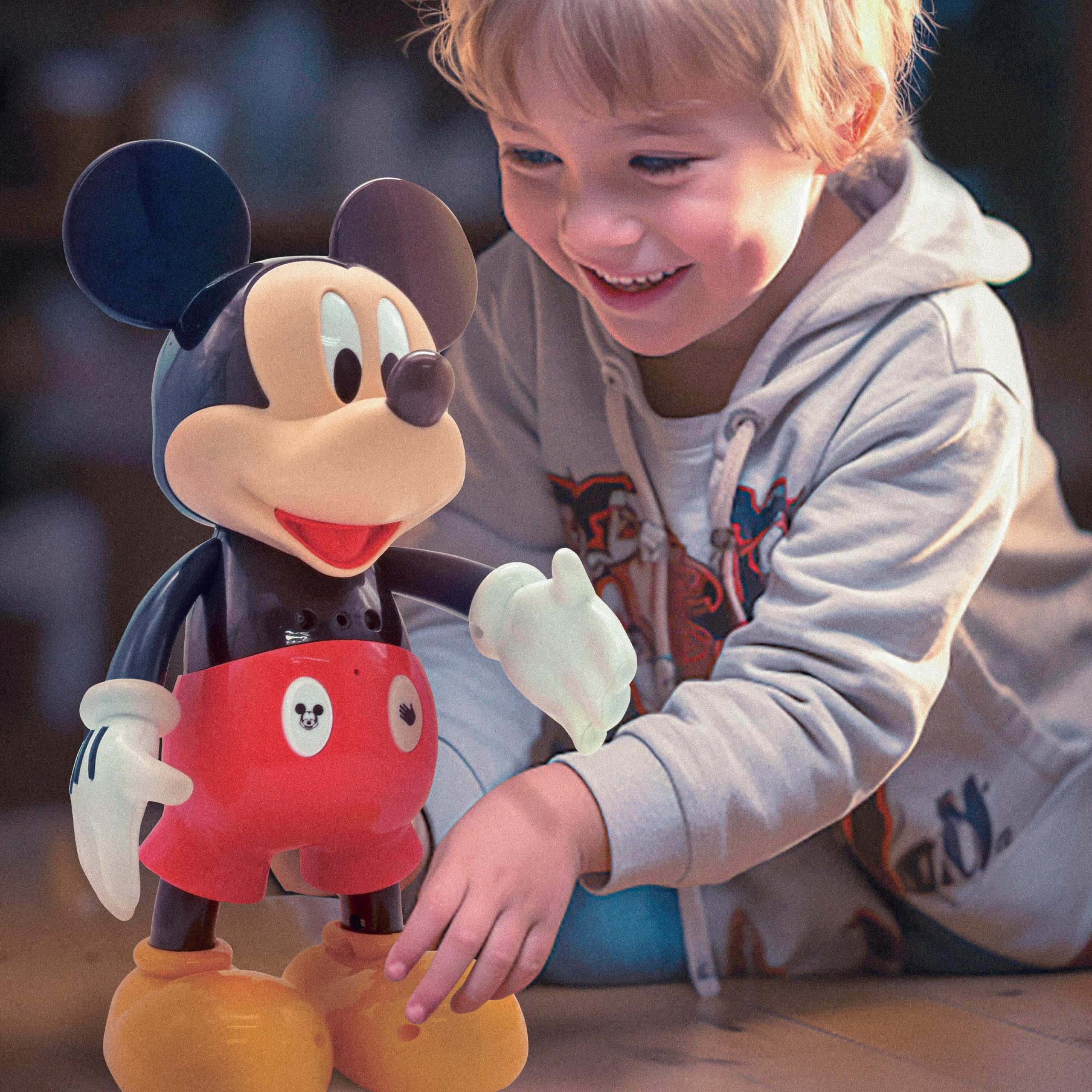 LEXIBOOK MCH01i1 Disney Bilingualer Mickey-Roboter, Englisch/Französisch, 100 Lernquize, Lichteffekte, Tanz, programmierbar, Gelenkig, Schwarz/Rot, Medium