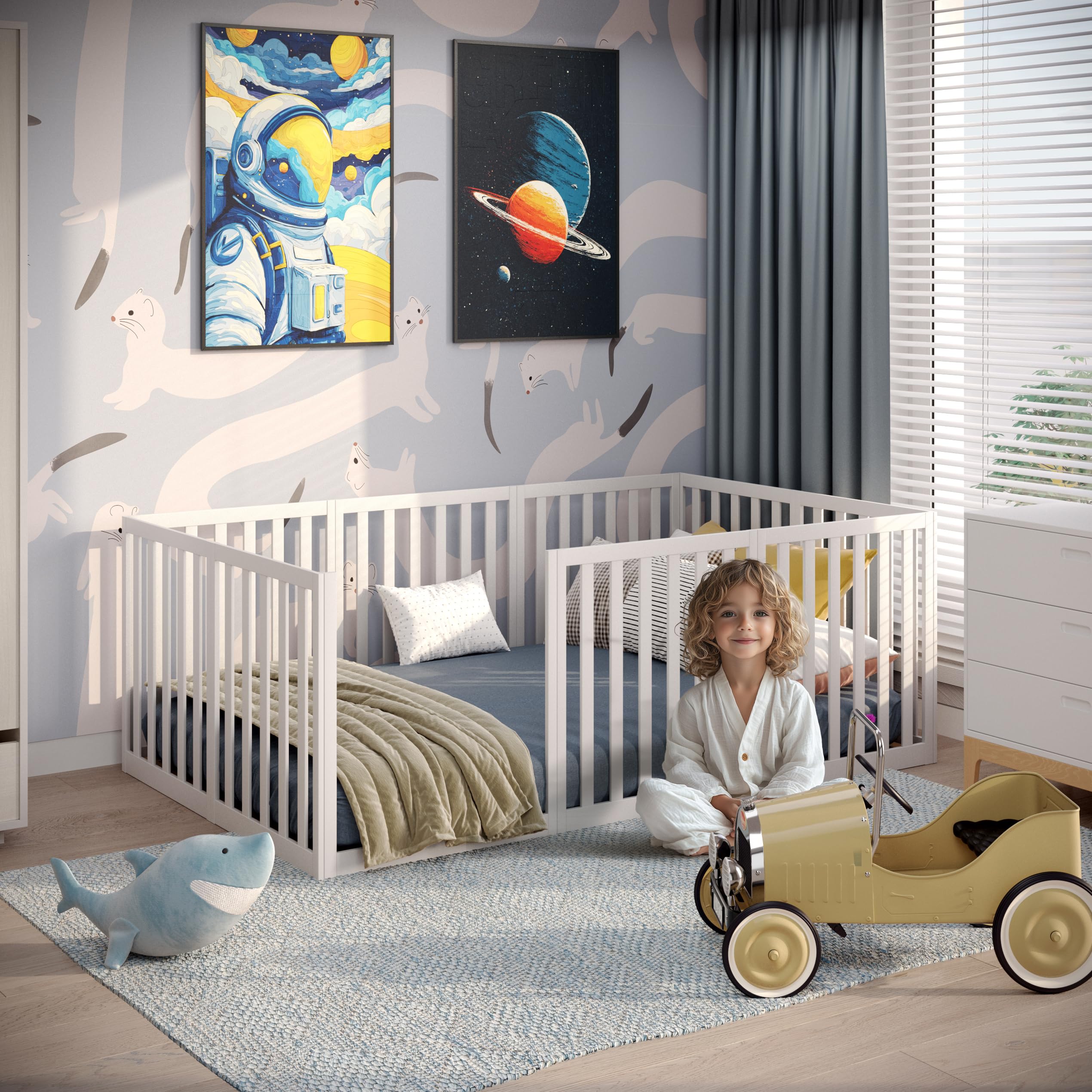 CADANI Teso Kinderbett 120x200 cm – Bodenbett & Laufgitter, geprüft nach EN 12227, Montessori Bett mit Tür & Rausfallschutz, 6 Varianten, Massivholz Kiefer, inkl. Lattenrost