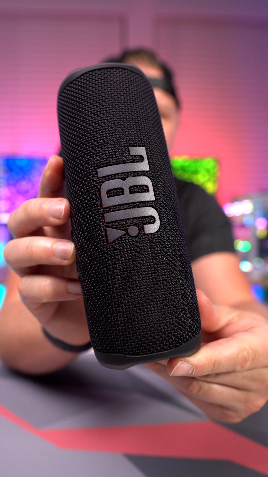 Watch JBL Flip 6 Portable Bluetooth Speaker on Amazon Live Watch JBL Flip 6 Portable Bluetooth Speaker on Amazon Live
