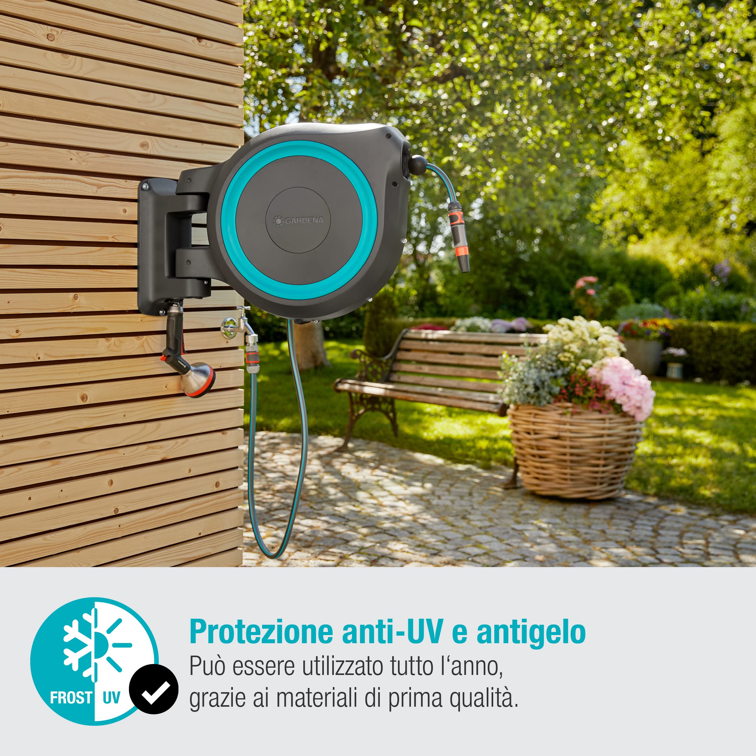 Gardena Avvolgitubo da Parete RollUp M/L: incluso Tubo da Giardino 25 m con Lancia e Raccordi, Avvolgimento Automatico, Ruotabile di 180 gradi, per Giardini Medi, Azzurro (18620-20)
