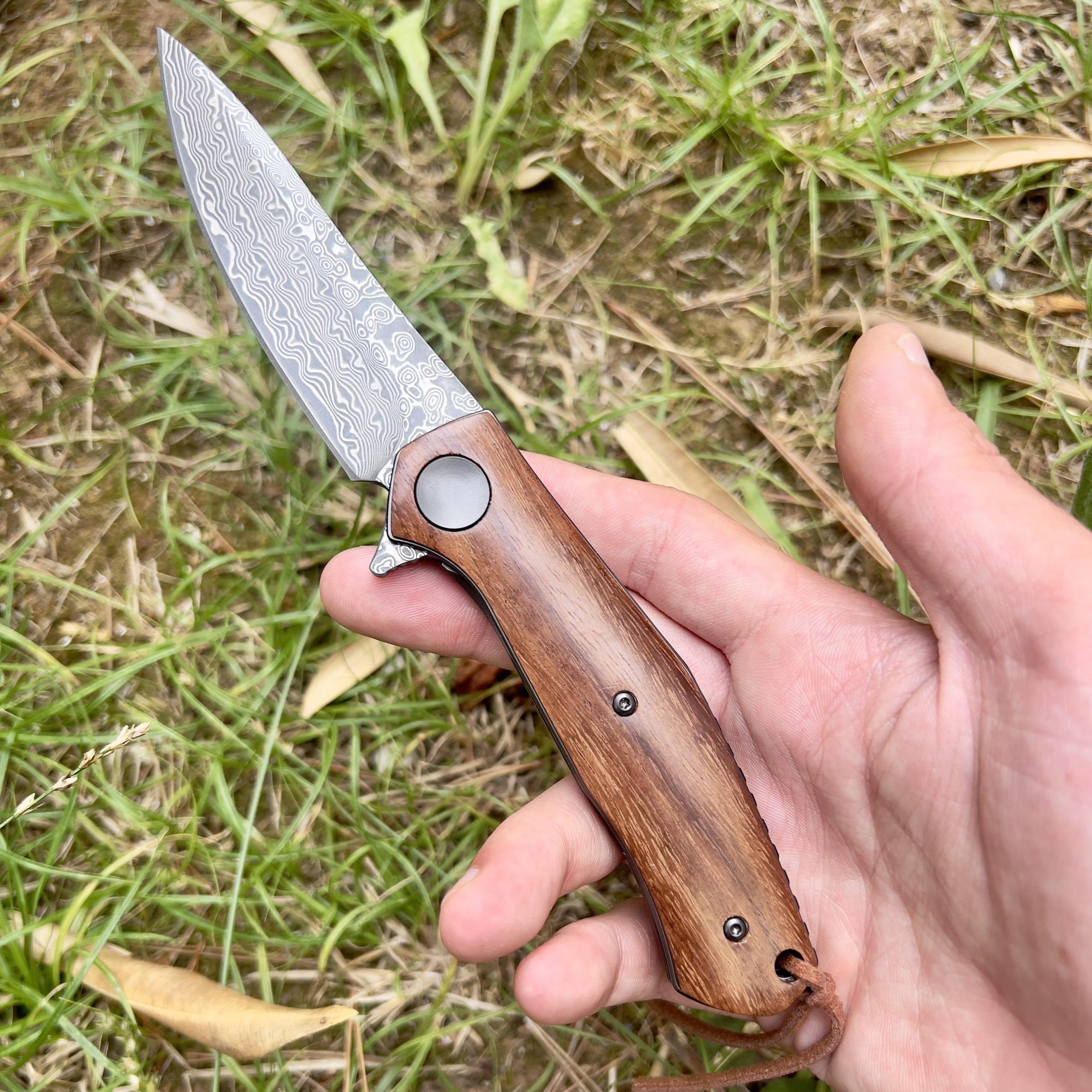 Coltello Pieghevole Tascabile Damasco Lusso Acciaio 67 Strati VG10 Damasco Lama Affilata Manico Legno Collezione Regalo Festa Padre Uomo EDC Pesca Caccia Clip Linerlock Artigianato Suminagash