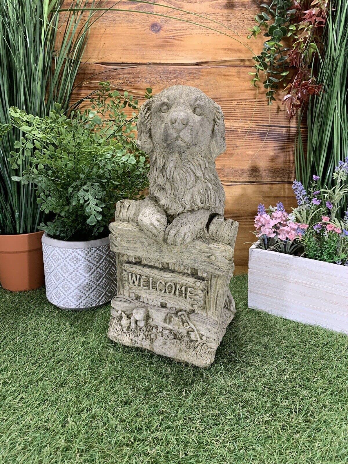 STONE GARDEN LABRADOR GOLDEN RETRIEVER DOG WELCOME SIGN ORNAMENT
