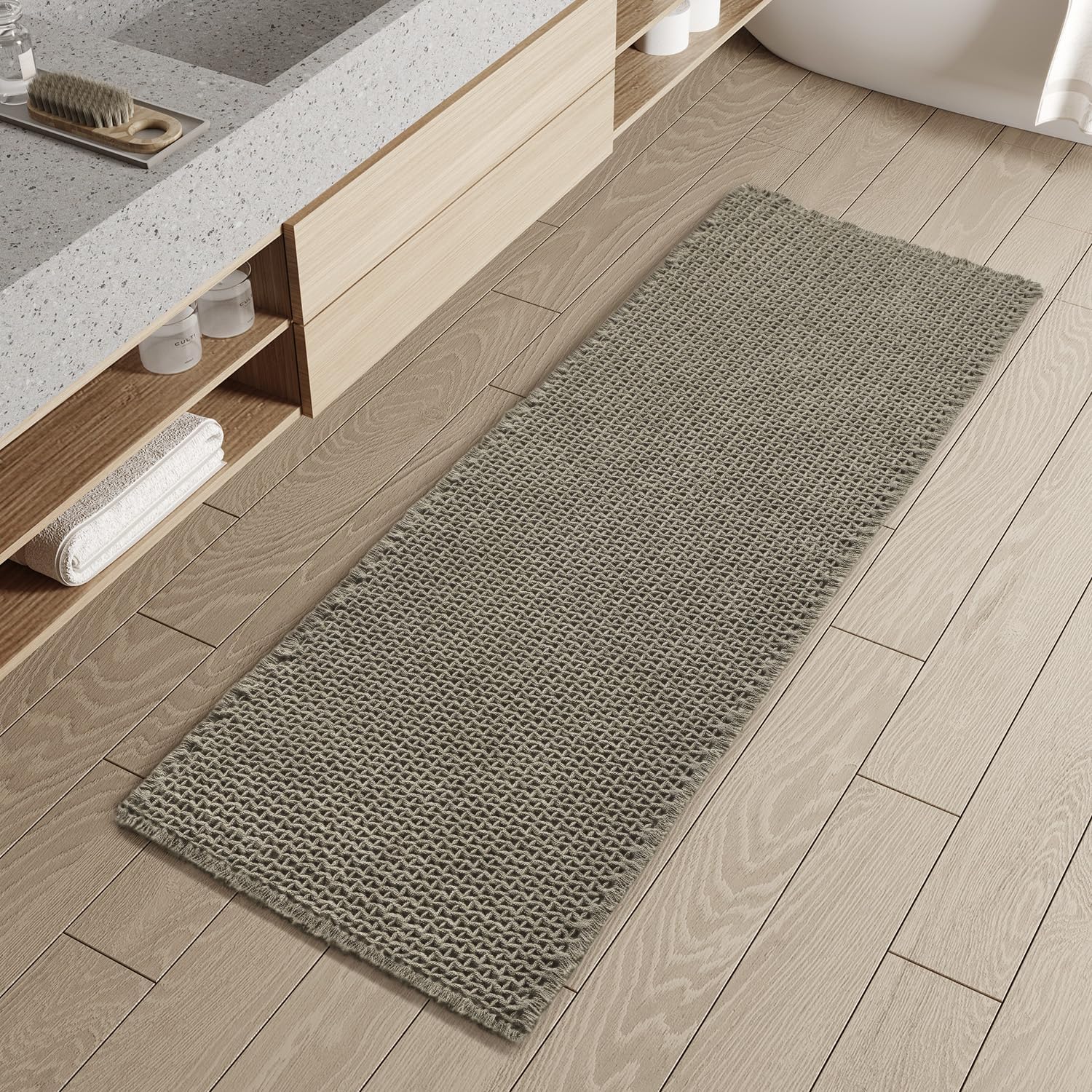 Checkered Bath Mat Runner, Super Absorbent Non Slip Bathroom Runner Rug Modern Woven Washable Runners for Hallways Entryway Bedroom Laundry Room Kitchen Under Sink, 2' x 6', Green Green 2' X 6'