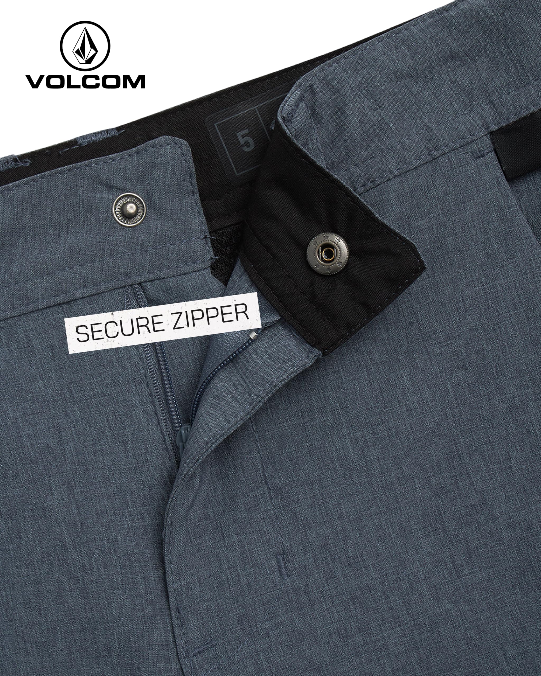 Volcom Pantalones cortos de sarga para niños, ajuste elástico, parte delantera plana, uniforme de golf para niños, estilo clásico sin cierre con trabillas para cinturón