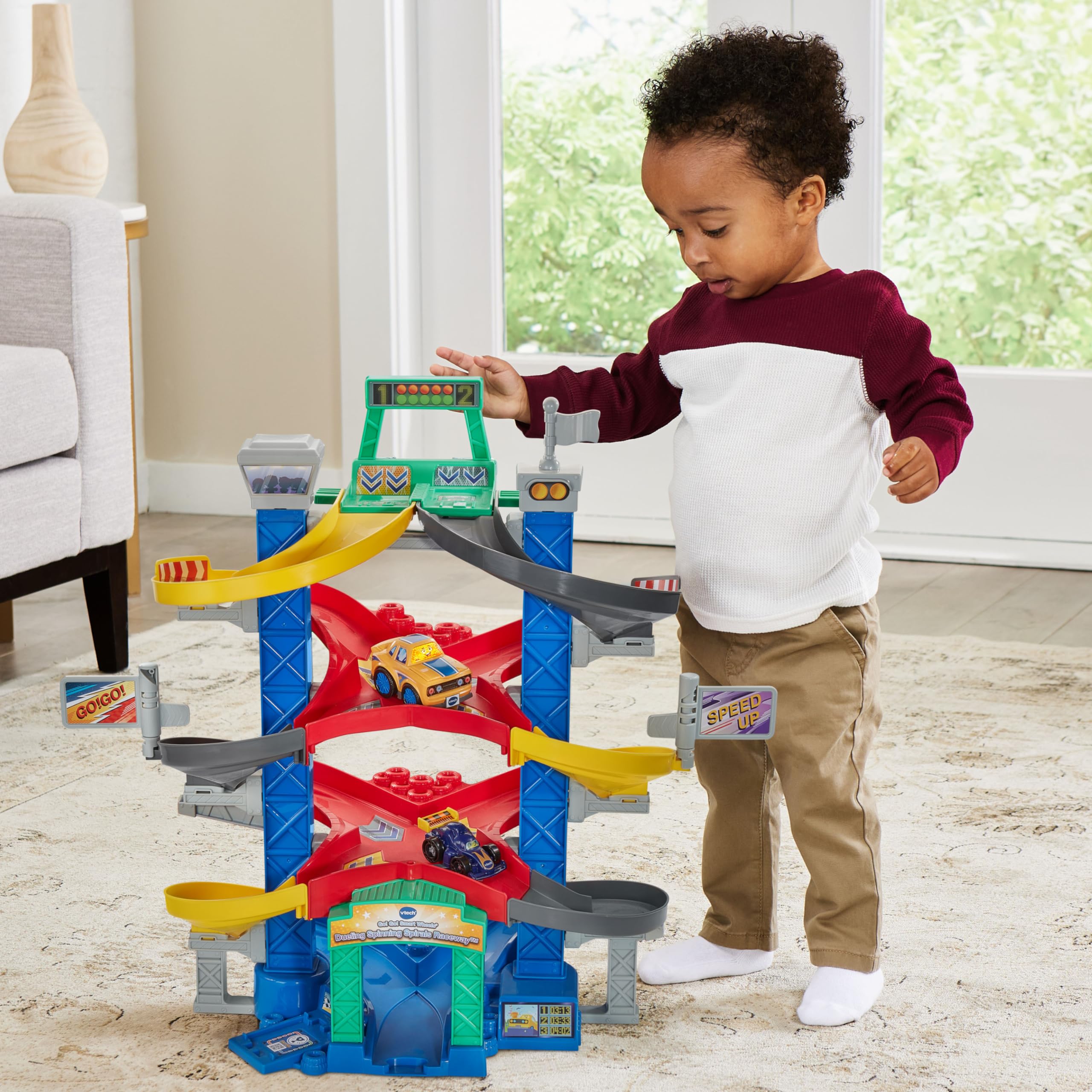 VTech - Tut Tut Bolides Série Pro, Super Tour Duo Challenge avec Voiture de Course Lenny As du Circuit, Circuit Voitures Enfant, 3 Zones Magiques, Cadeau Enfant de 2 Ans à 6 Ans - Contenu en Français