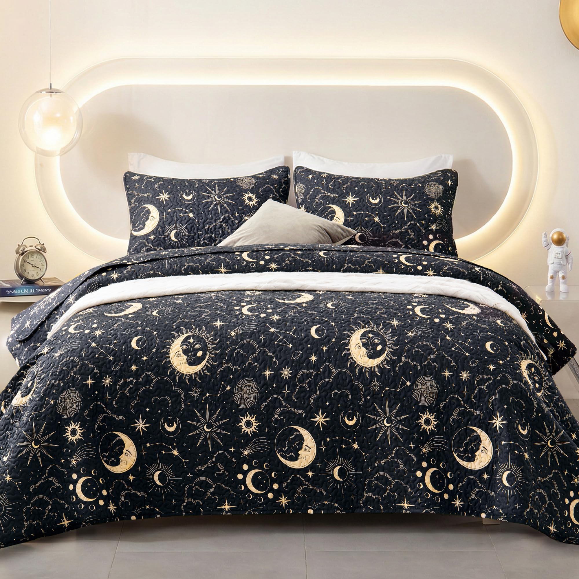 EXQ Home Quilt Set Full Queen Size Black Print 3 Piece,Lightweight Soft Coverlet Modern Style Sun Starry Pattern Bedspread Set(1 Quilt,2 Pillow Shams)