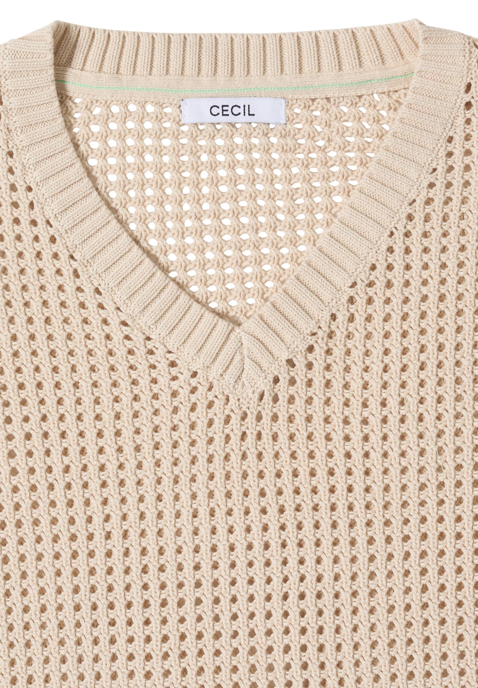 Cecil TOS_Crochet V-Neck